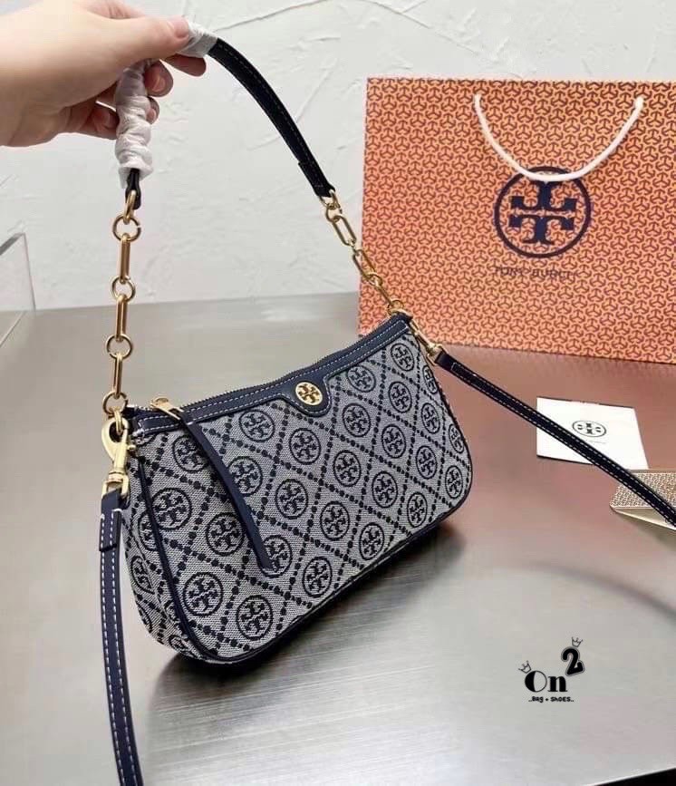 TORY BURCH T MONOGRAM JACQUARD SHOULDER BAG กระเป๋าสะพายข้าง Tory 😍😍 ใบเล็กซิปบน ลายT โมโนแกรม อะไหล่ทองมาใหม่ มาพร้อมสายสะพายยาว2 สาย งานจริงสวยทุกมุมงานปั้มแบรนด์ทุกจุด