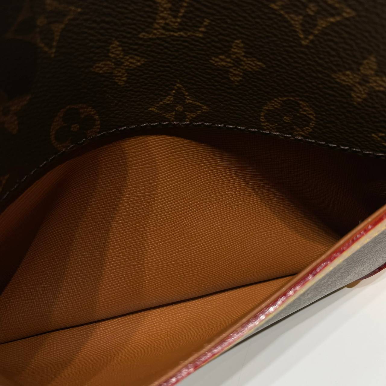 LV Trocadero 27 Monogram Vintage Crossbody Bag / LV Messenger Bag กระเป๋าสะพายทรงแมสเซ็นเจอร์วินเทจ เกรดออริ ท็อป สลับแท้ 1:1 เกรดดีสุด หนังแท้ ผ่านทุก ตม.