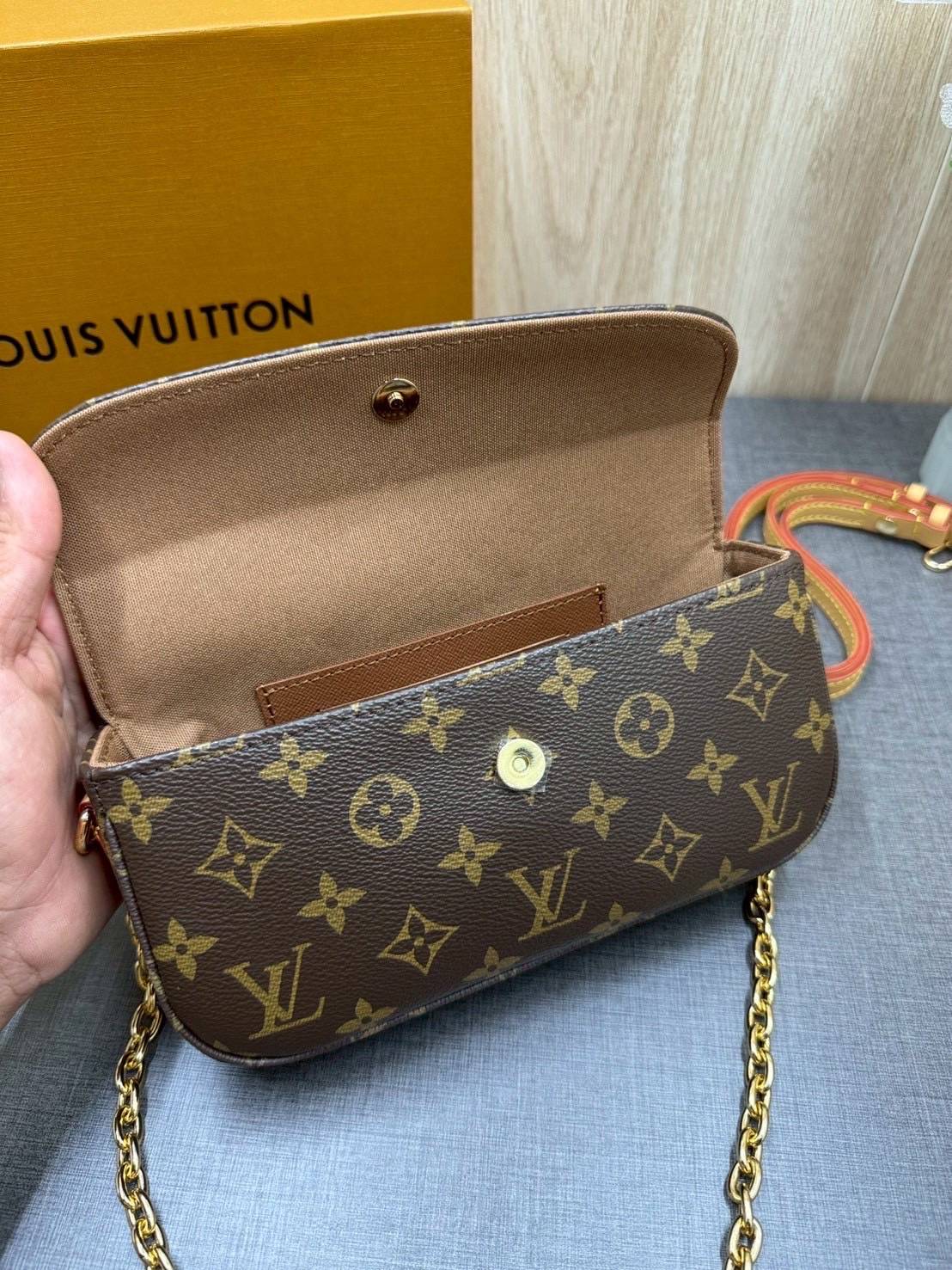 ORI หนังแท้ | LV Ivy chain wallet Bag กระเป๋าสะพายใบเล็ก ดีไซน์กระเป๋าสตางค์โซ่ โดดเด่นด้วยลาย Monogram Reverse Canvas เอกลักษณ์ของ Maison มอบลุคใหม่สดใส