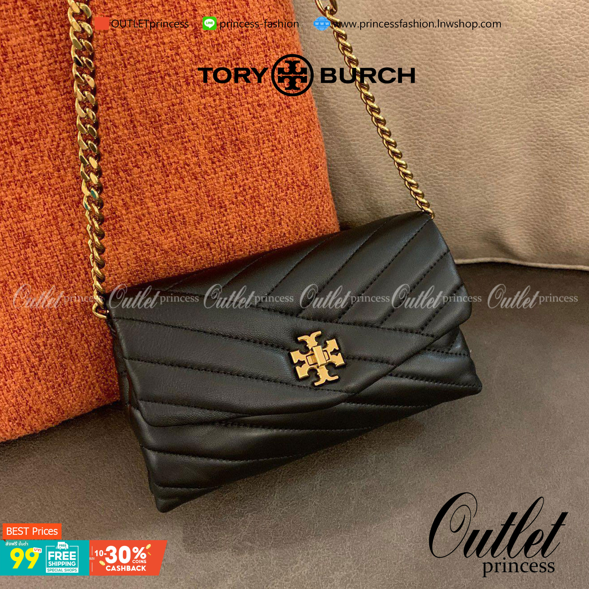 Tory Burch Kira Crossbody Bag กระเป๋าสะพายข้างทรงสวย ใบขนาดเล็กกำลังดี วัสดุหนังสังเคราะห์ นิ่มมือมากกก **อะไหล่ทองวินเทจ ประดับโลโก้แบรนด์เป็นตัวล็อคด้านหน้า ด้านในบุผ้าไนลอนปั้มแบรนด์ แบ่งช่องเป็นสัดส่วน พร้อมช่องซิปกลาง สามารถใส่กระเป๋าสตางค์ใบกลาง มือ