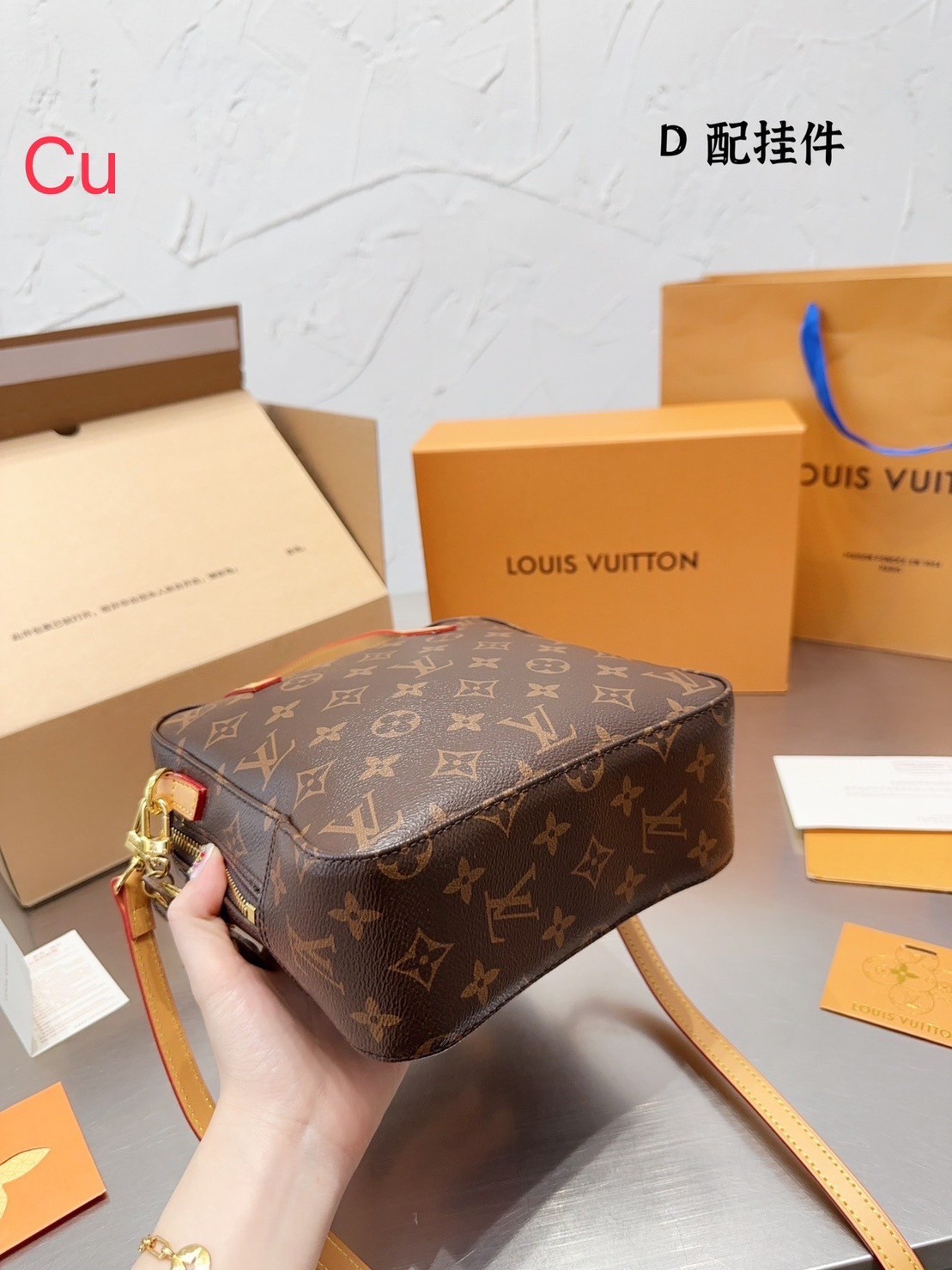 LV Spontini Tote Bag / LV BAG พร้อมส่ง กระเป๋าสะพายทรงโท้ท มีซิปปิดรอบดีไซน์น่ารัก แถมฟรีน้องหมีห้อย