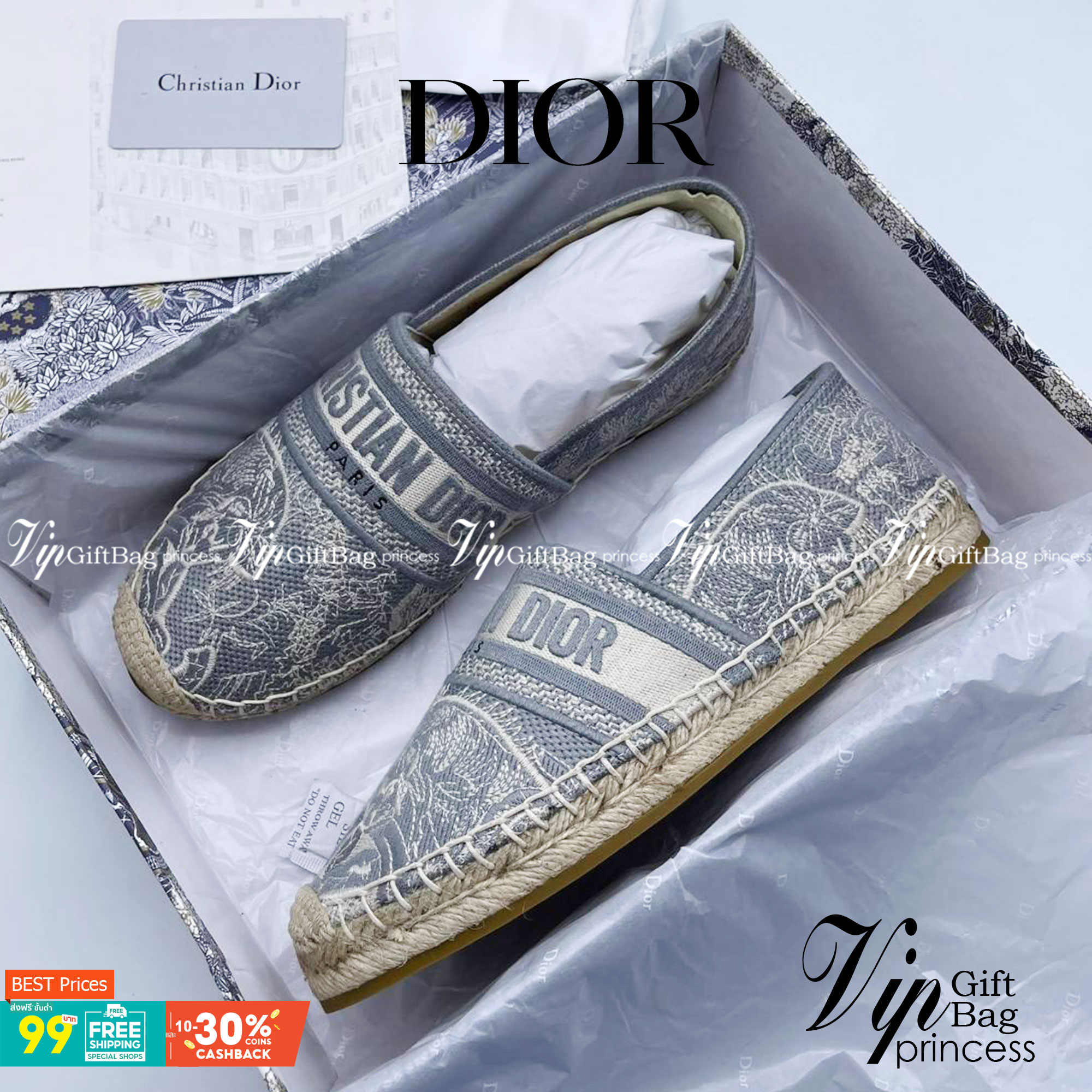 DIOR GRANVILLE ESPADRILLE SS21 Oblique Embroidered Cotton รองเท้าที่เป็นเอกลักษณ์ ที่สุดแห่งความหรูหราที่ใช้งานได้ทุกวัน ตัดเย็บจากผ้าฝ้ายปักลาย ประดับด้วยรายละเอียดสวยงาม งานเกรดออริจินอล 1:1 เหมือนที่สุด มีเลข Code ภาพสินค้าถ่ายจากงานขายจริง ไม่โป๊ะแตกแ