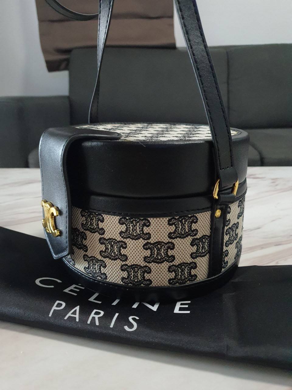 พรีเมี่ยมกิ๊ฟแท้ 100% 】CELINE CROSSBODY BAG VIP GIFT WITH PURCHASE (GWP) พรีเมี่ยมกิ๊ฟ Limited Edition จาก CELINE PERFUME DUTY FREE COUNTER