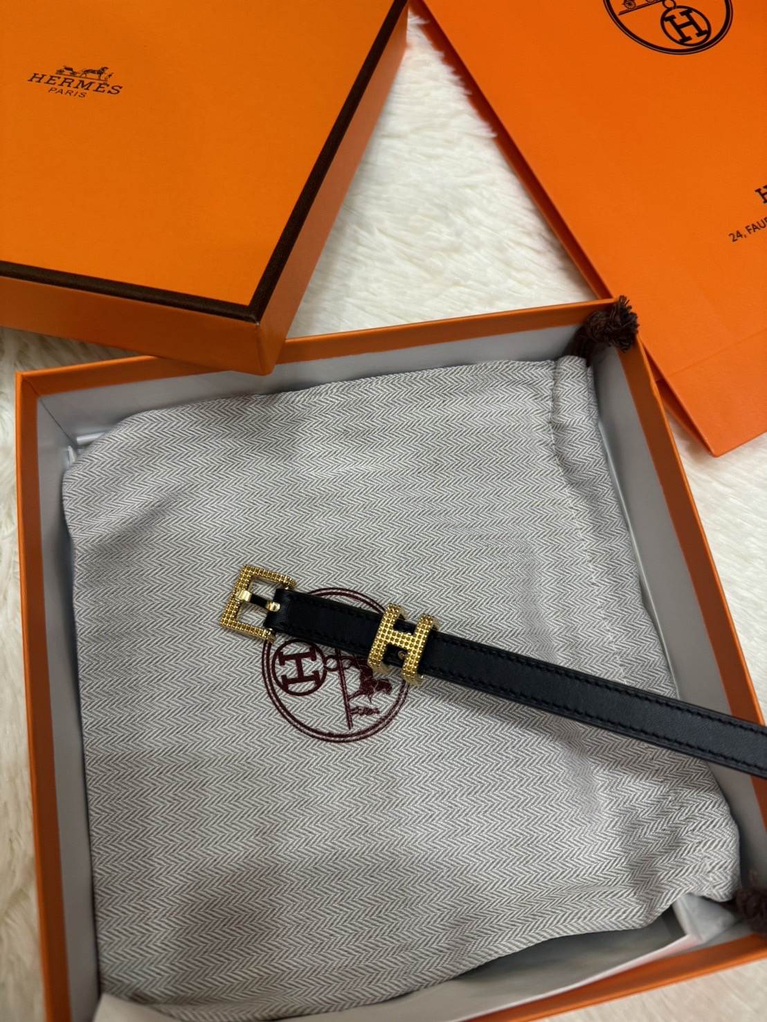 HERMES Pop H Guillochee 15 belt / HERMES Leather belt in Hunter & jewel 1.5cm เข็มขัดแบรนด์หรูหนังแท้ เกรดงานดีสุด เกรดออริ ท็อป สลับแท้ 1:1 ใช้งานต่างประเทศได้