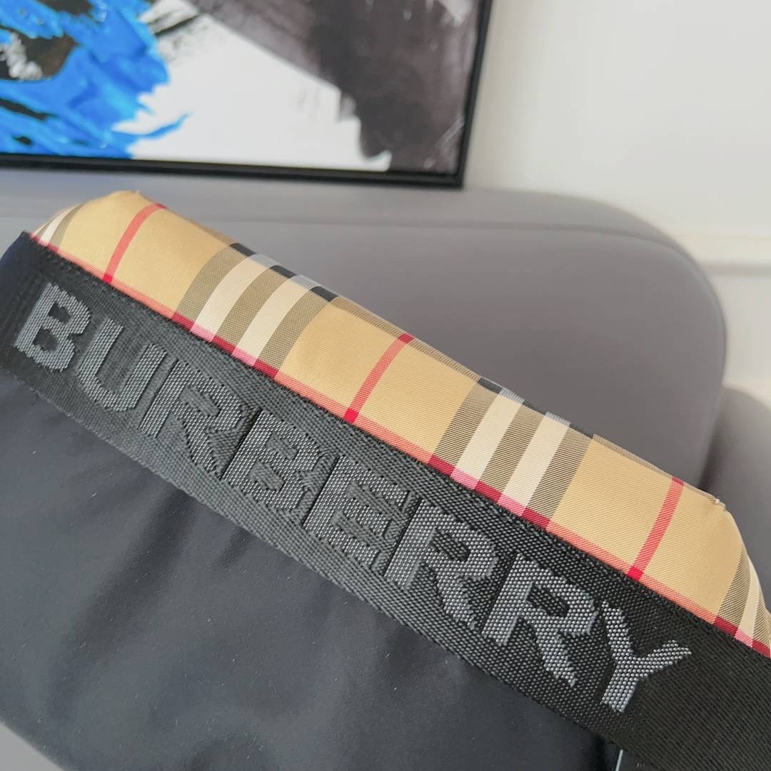 Burberry Vintage Check Sonny Belt Bag / BURBERRY FRAGRANCES BELT BAG วัสดุ 100% POLYAMIDE (Nylon & Canvas) กระเป๋าคาดเอว คาดอกแบบ UNISEX ใช้ได้ทุกเพศ
