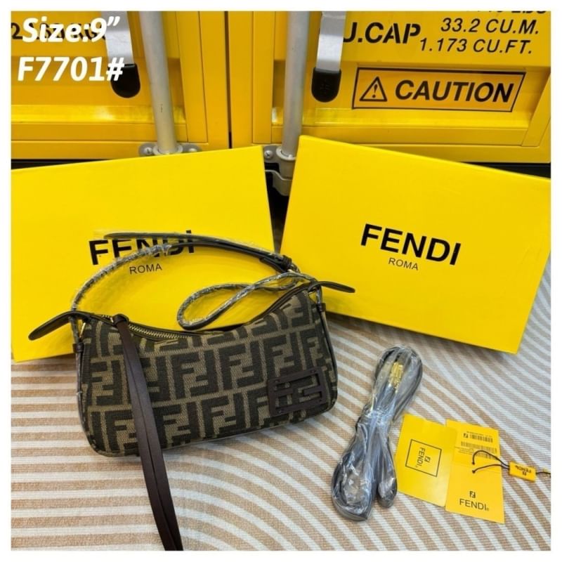 FENDI Simply Mini FF jacquard fabric bag กระเป๋าสะพายไซส์เล็ก กึ่งคลัทช์ มาพร้อมสายสะพายยาว จะถือใบเดี่ยวหรือสะพายข้าง ก็สวยเก๋ ไม่ซ้ำใคร