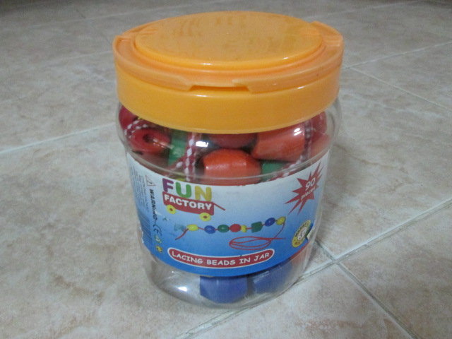 Wooden Lacing Beads 90 pieces by Fun Factory ของเล่นไม้มือสอง