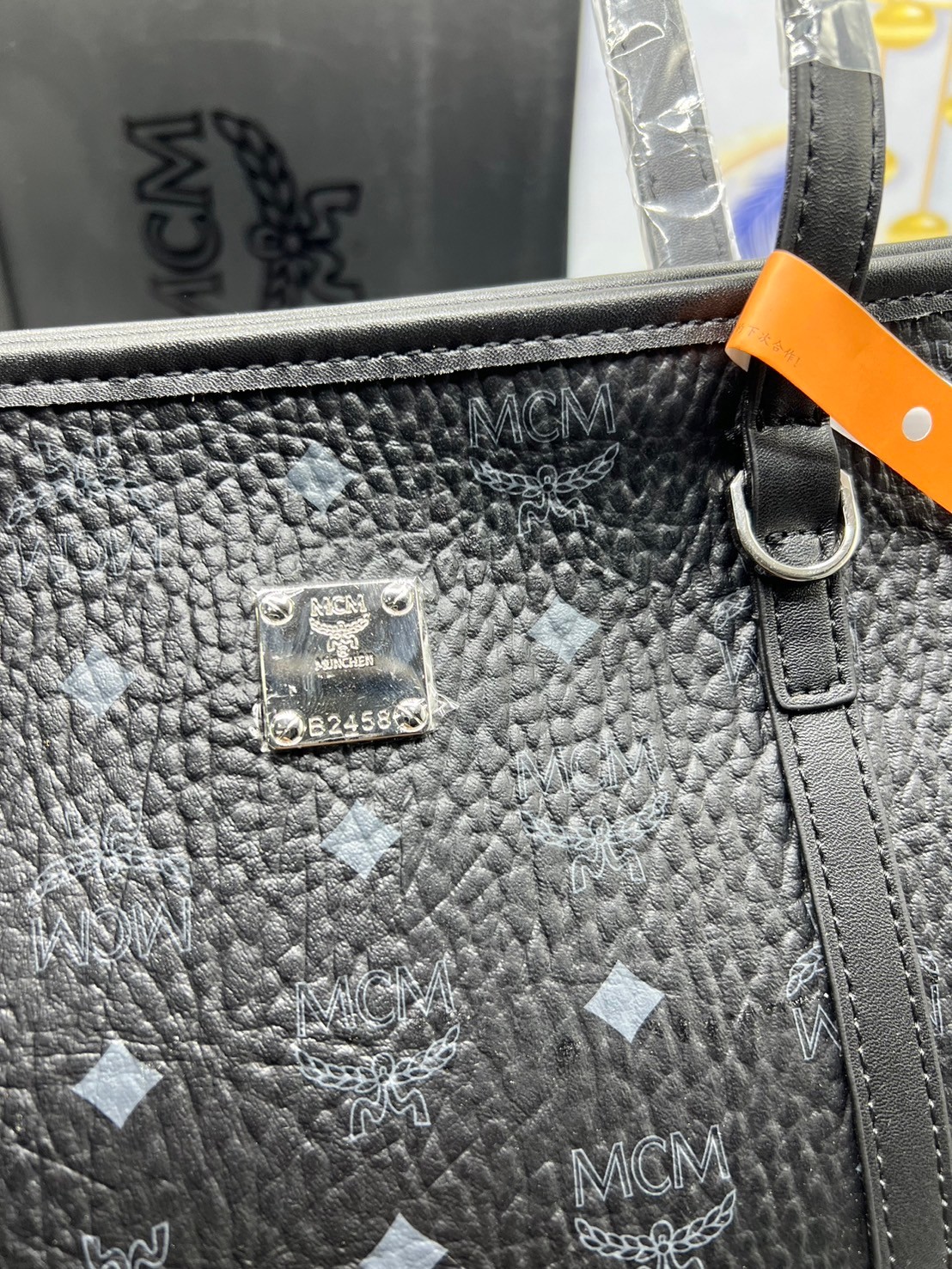 M.C.M MEDIUM TONI SHOPPER กระเป๋าทรงโท้ทใบใหญ่จุใจ เกรดท็อปออริ 1:1 สลับแท้ ใช้งานต่างประเทศได้ ภาพถ่ายจากงานขายจริง