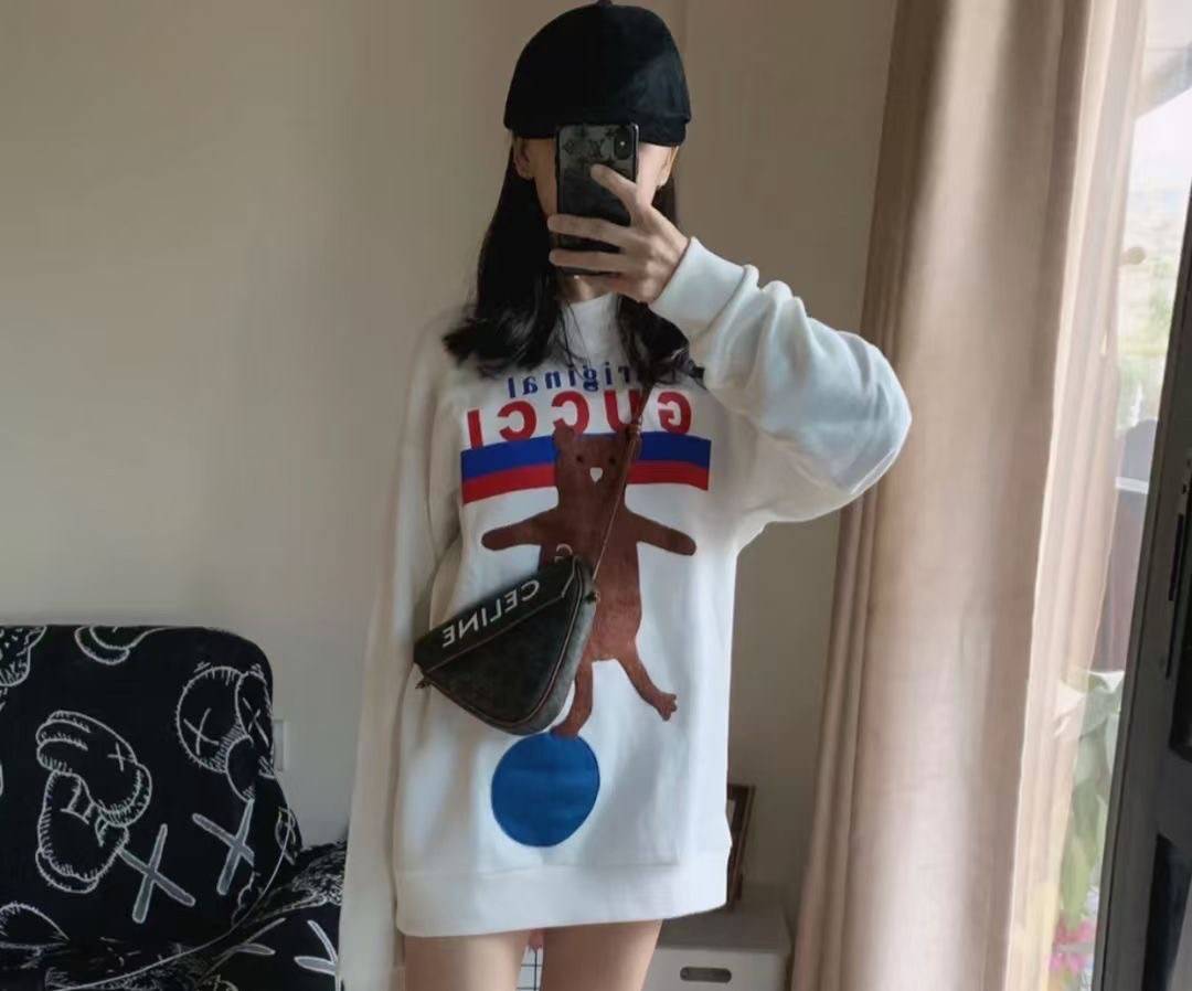 พรีเมี่ยมกิ๊ฟแท้ 100% 】พร้อมส่งที่นี่ที่เดียว VIP gift CELINE IN TRIOMPHE CANVAS TRIANGLE BAG หนังแท้