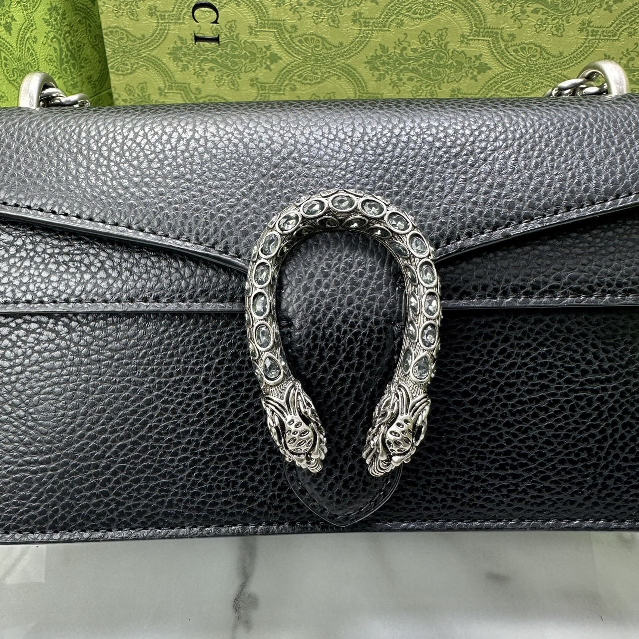 GUCCI DIONYSUS LEATHER SUPER MINI BAG กระเป๋าสะพายไดโอนิซูสหรูหราเป็นเอกลักษณ์ เกรดออริ สลับแท้ 1:1 ใช้งานต่างประเทศได้