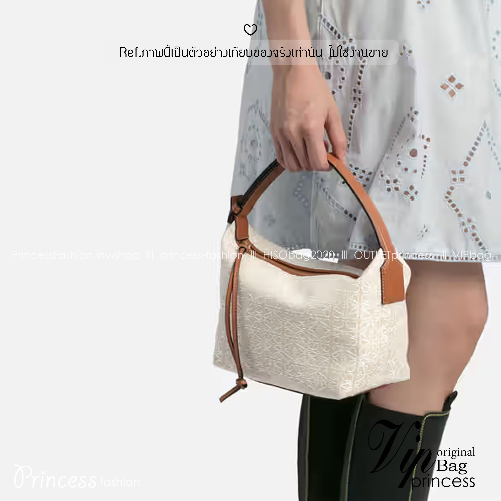 LOEWE Cubi Small Logo Canvas Top Handle Bag กระเป๋าทรงสวยดีไซน์ยอดฮิตประจำปีเลย! ปักโลโก้แบรนด์บนผ้าทั้งใบเป็นเอกลักษณ์ หูจับปรับได้ สวยหรูวินเทจ