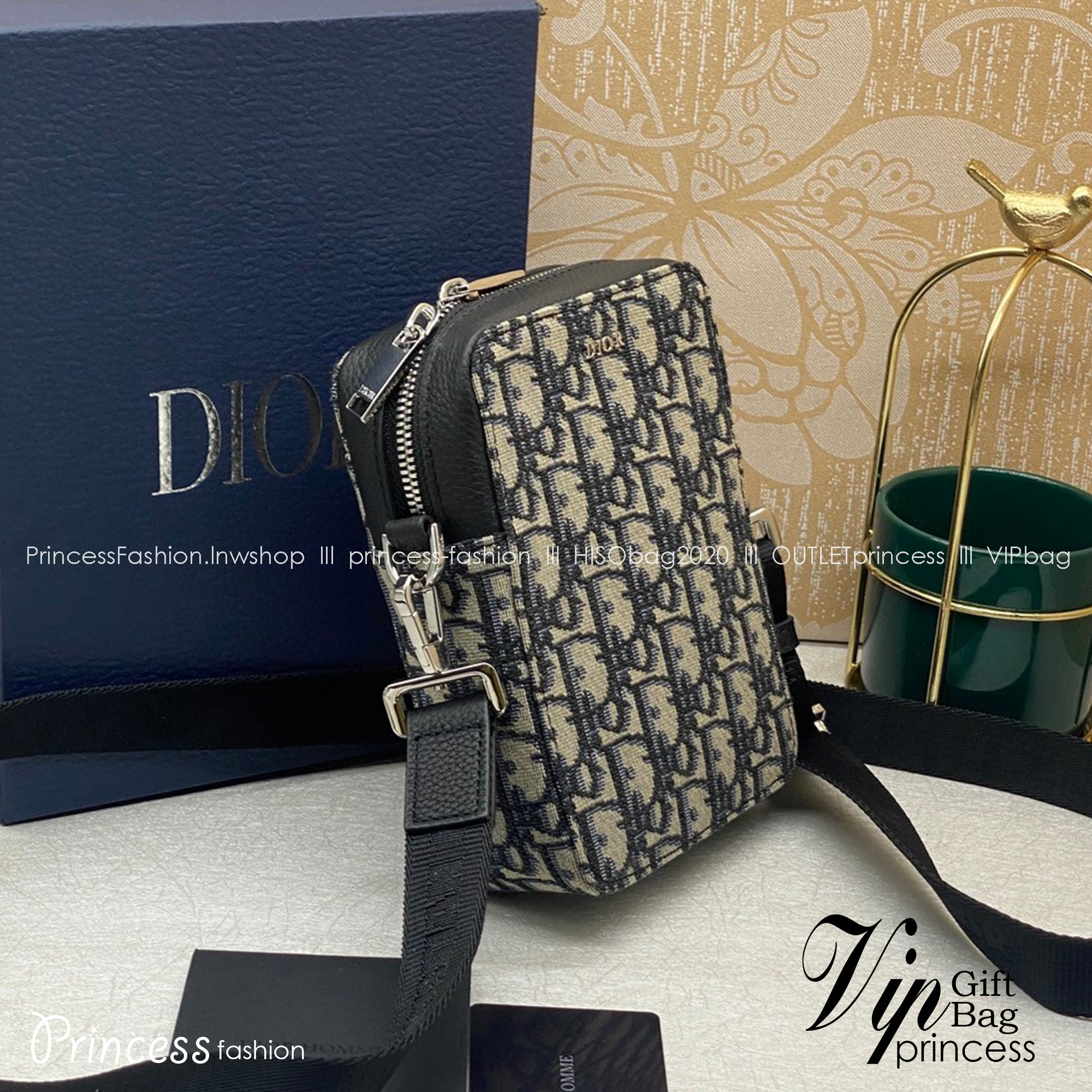 Dior Phone Oblique Bag / Dior World Tour Zip Messenger Pouch Oblique เกรดออริจินอล ได้ใจหนุ่มๆไปเลยใบนี้!! หลงรักตั้งแต่แรกเห็นมีอยู่จริง!!