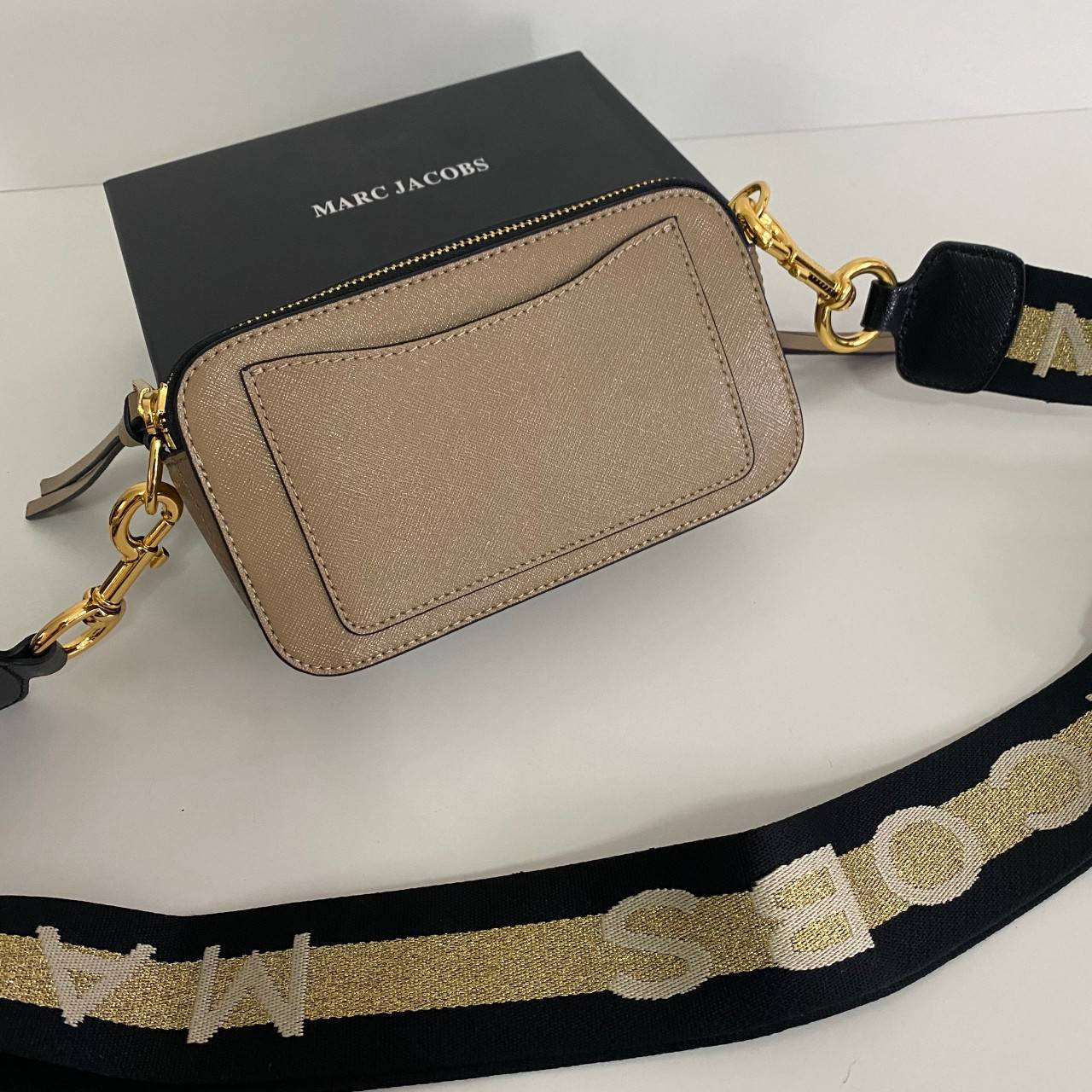 พรีเมี่ยมกิ๊ฟแท้ 100% 】หนังแท้ MARC JACOBS The Snapshot Camera Bag 1-