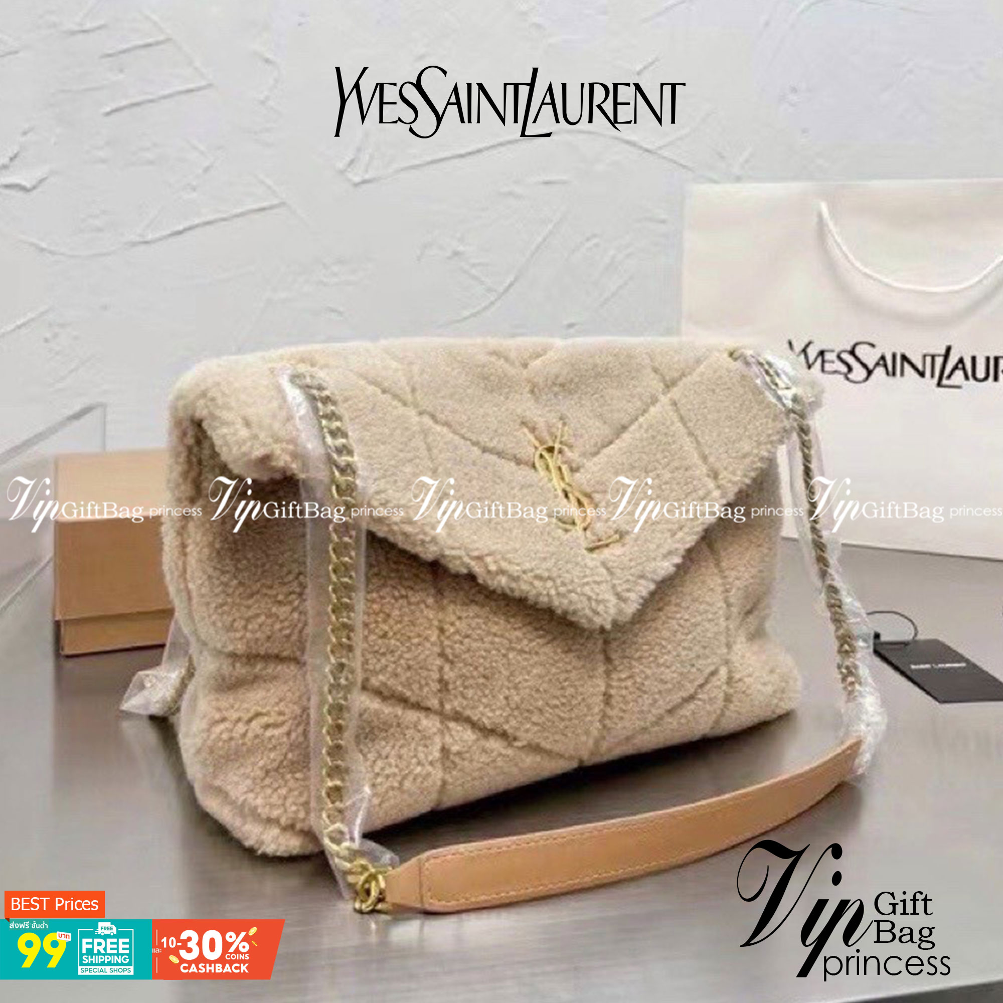 YSL Yves Saint Laurent Puffer Shearling Shoulder Bag กระเป๋าสะพายงานขนนุ่มๆ เปิดหน้า ติดโลโก้อะไหล่แบรนด์สีทองด้านหน้า งานดูดีมีระดับมากค่ะ ปั้มทุกจุด งานเป๊ะมากก สายสามารถดึงสั้นยาวได้ นุ๊มนุ่ม ละมุน น่ารักมากกค่าา