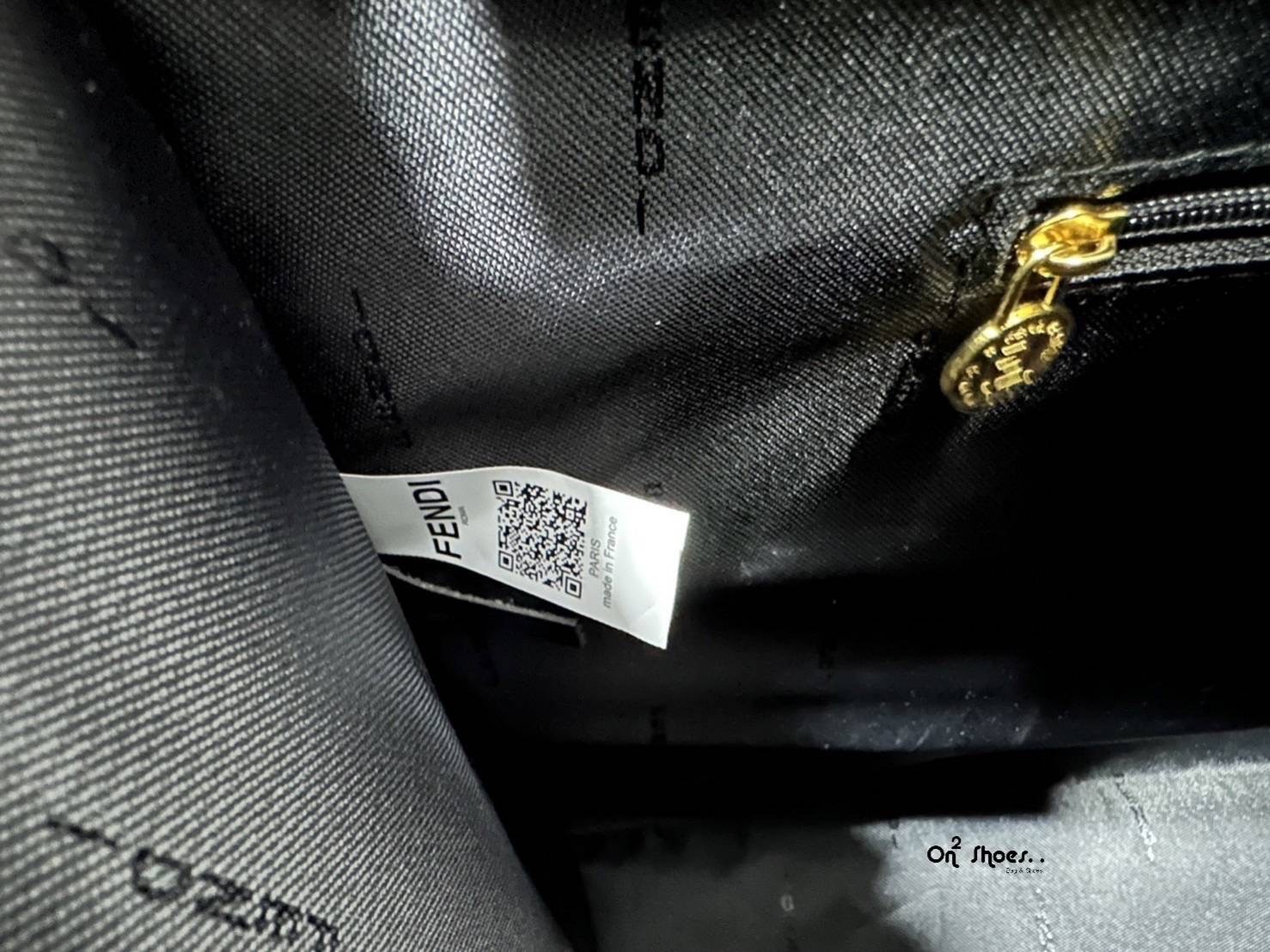 FENDI SHOPPING BAG / FENDI TOTE BAG กระเป๋าถือ/สะพายไหล่ ทรงสวย หรู ดูโดดเด่น ดีไซน์ทันสมัย