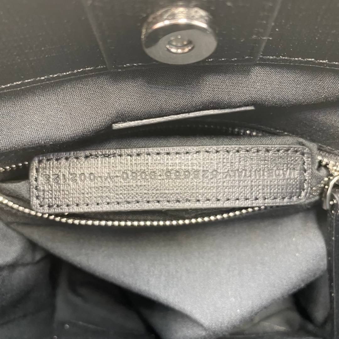 หนังแท้ BALENCIAGA XXS TOTE / Balenciaga shopping tote xxs พกกระเป๋าช้อปปิ้ง ไปทุกที่ในฤดูกาลนี้ ดีไซน์ที่ใช้ได้ทุกวันตั้งแต่หนังแบบมีเท็กซ์เจอร์ ภาพสินค้าถ่ายจากงานขายจริง ใช้งานต่างประเทศได้