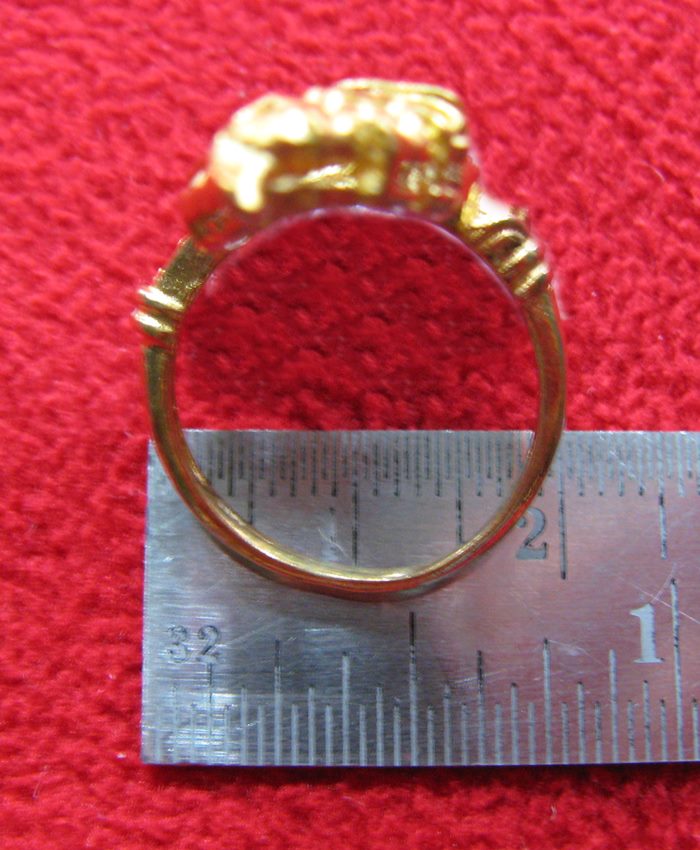 สินค้าหมดค่ะ แหวนพญานาคทองเหลืองพลอยนพเก้า เสริมสิริมงคล แบบ1ค่ะ