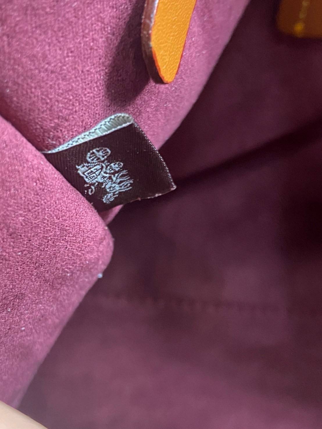 COACH Field Tote 22 In Rainbow Signature Canvas C5142 พร้อมส่งที่ไทย