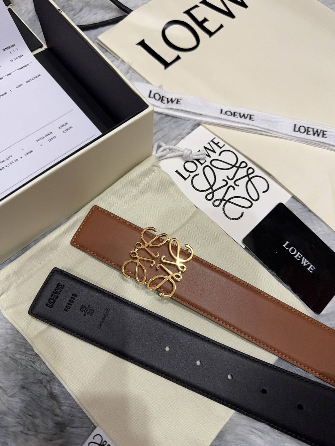 TOP ORI | หนังแท้ Loewe Belt / Loewe Anagram Leather Belt เกรดเทพดีสุด เข็มขัดโลเอเว่หนังแท้ สุดคลาสสิค วินเทจ เรียบง่าย ผู้ดี เป็นซิกเนเจอร์ ใช้งานเป็น everyday use ได้เลย