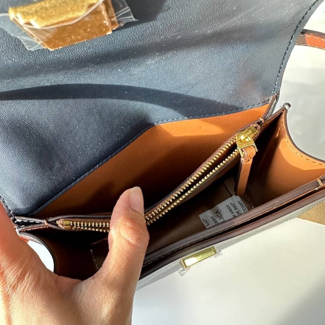 TORY BURCH Eleanor T Monogram Small Convertible Shoulder Bag / Tory Burch Eleanor Classic Jacquard Bag กระเป๋าสะพายดีเทลขอบประณีต