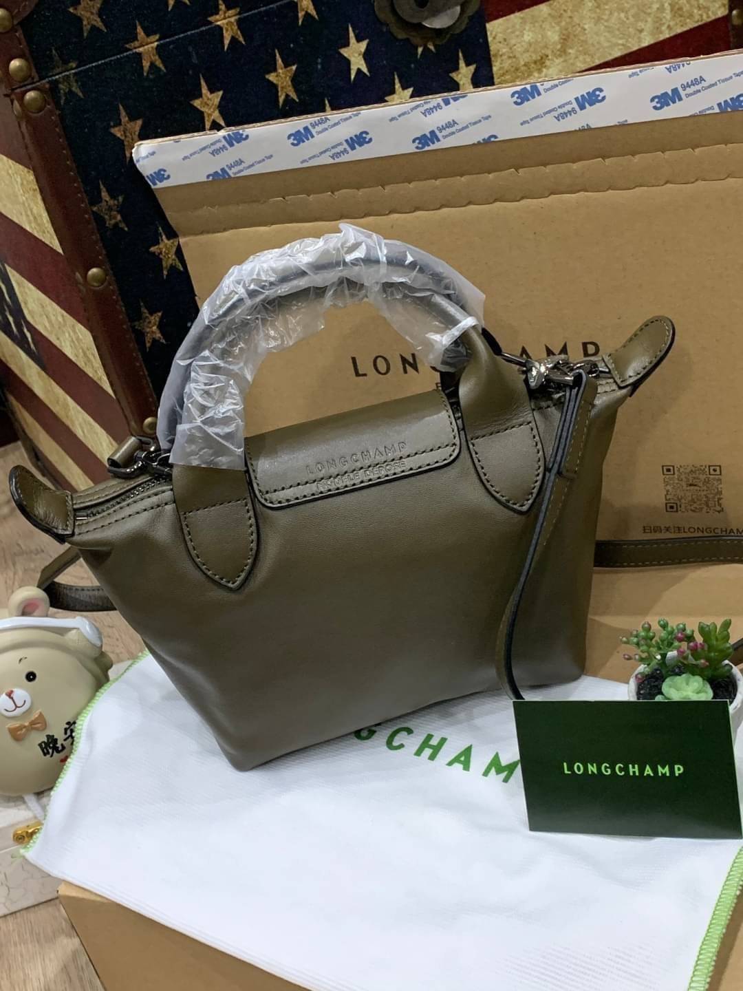 ของแท้ 100% Longchamp LE PLIAGE CUIR TOP HANDLE BAG Color: Black,Orange,Sienna, Navy,Nordic,Grey,Lichen