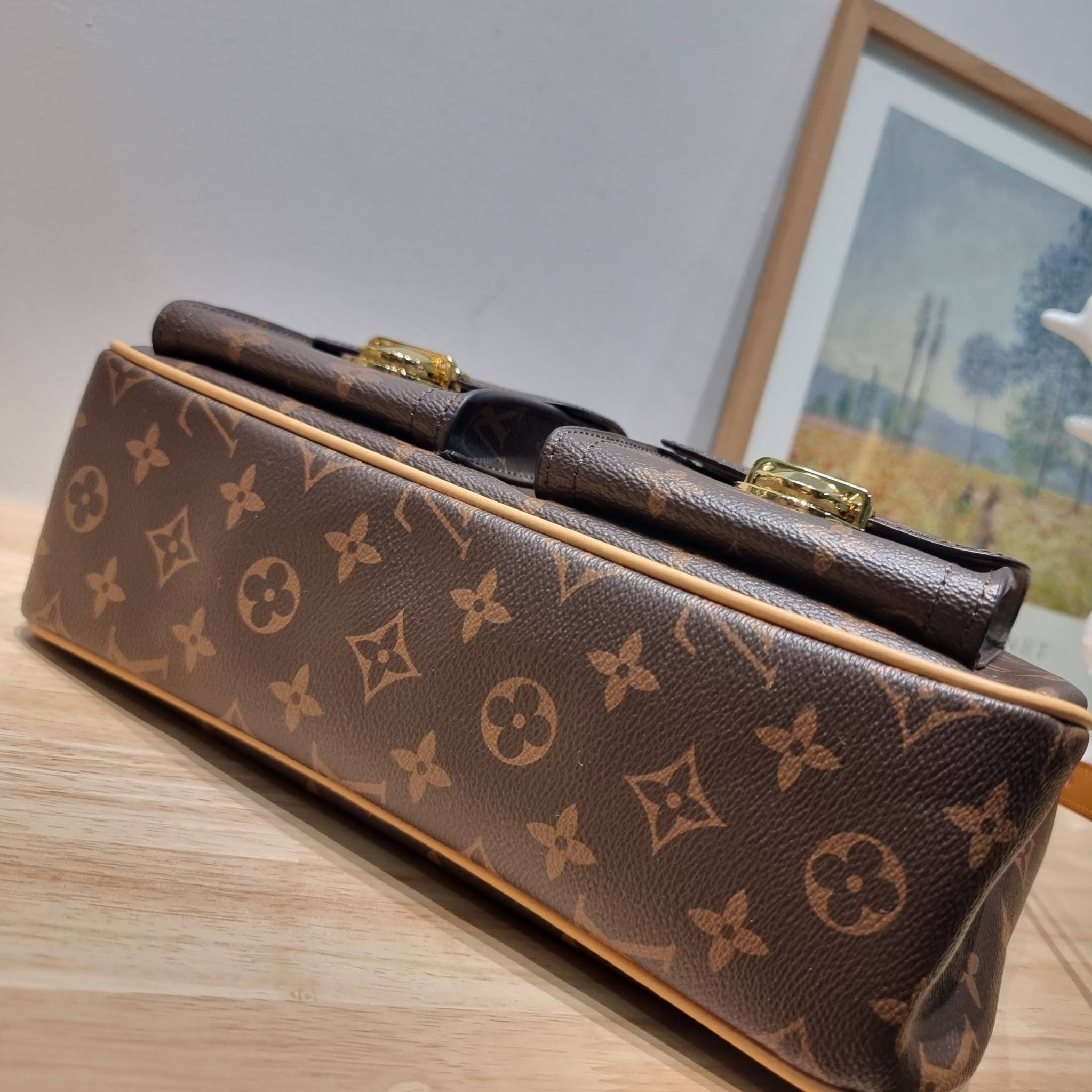 LV Hudson GM Monogram / LV hudson messenger bag กระเป๋าสะพายคลาสสิคทรงแมสเซนเจอร์ สวยอยู่ทรง ดีไซน์ไม่ซ้ำ ดีเทลหลากหลาย