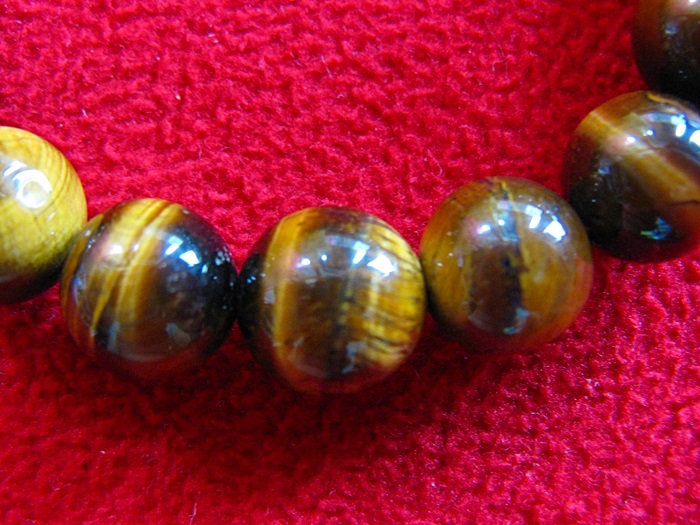 สร้อยข้อมือหินตาเสือ(คุ้มครอง)แบบเล็กค่ะ