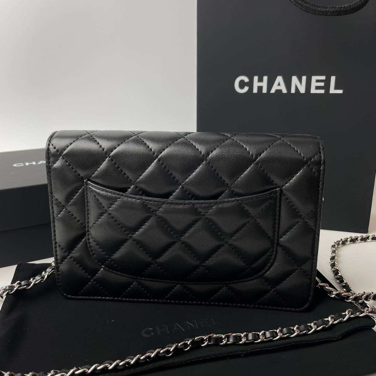 Chanel Wallet On Chain รุ่น Micro chip เกรดท็อปออริจินอล 1:1 สลับแท้ เกรดขายดีสุด งานสวยเป๊ะปัง ทรงสวยตรงปก ไม่ผิดหวัง ใช้งานต่างประเทศได้ ภาพถ่ายจากงานขายจริง