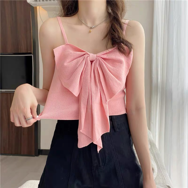 พร้อมส่ง - Sweetheart Bow Knit Crop Top เสื้อครอปไหมพรมผูกโบว์สุดคิ้วท์! (IN37630)