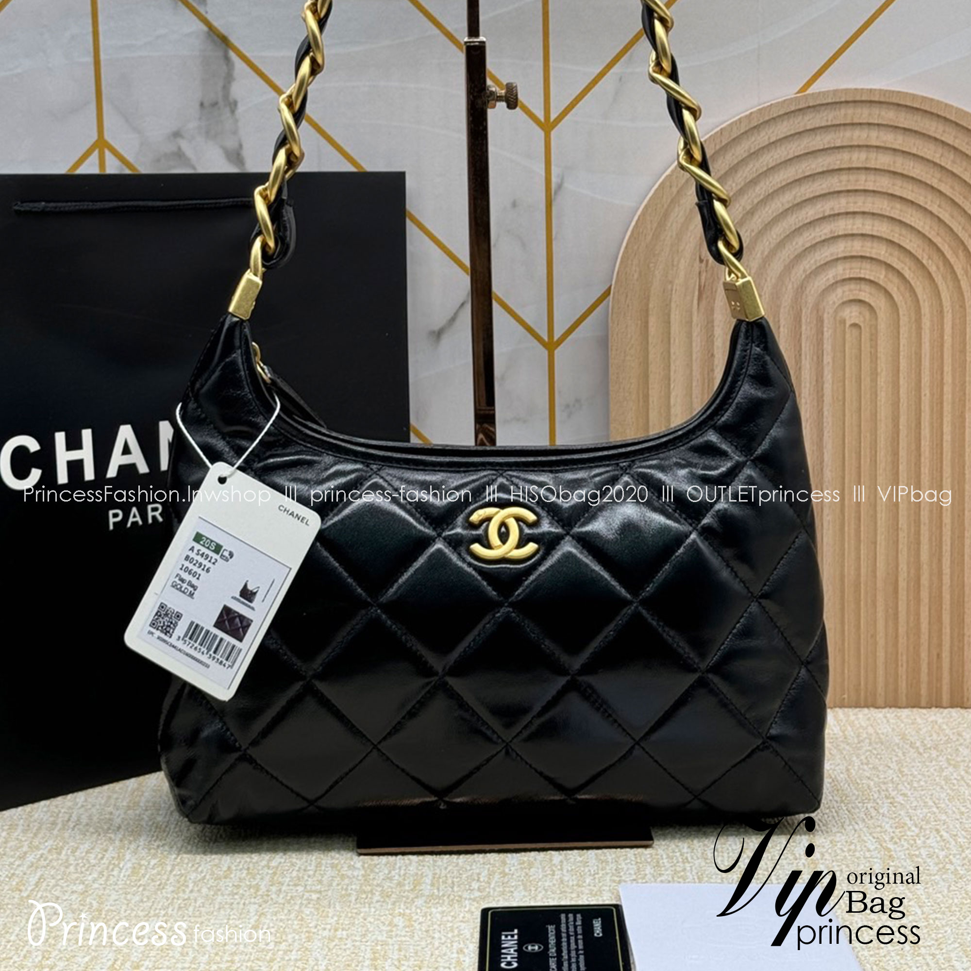CHANEL HOBO BAG Shiny Leather & Gold-Tone Metal 26cm กระเป๋าทรงโฮโบ ดีไซส์สวยเรียบหรู เกรดออริ สลับแท้ 1:1 ใช้งานต่างประเทศได้