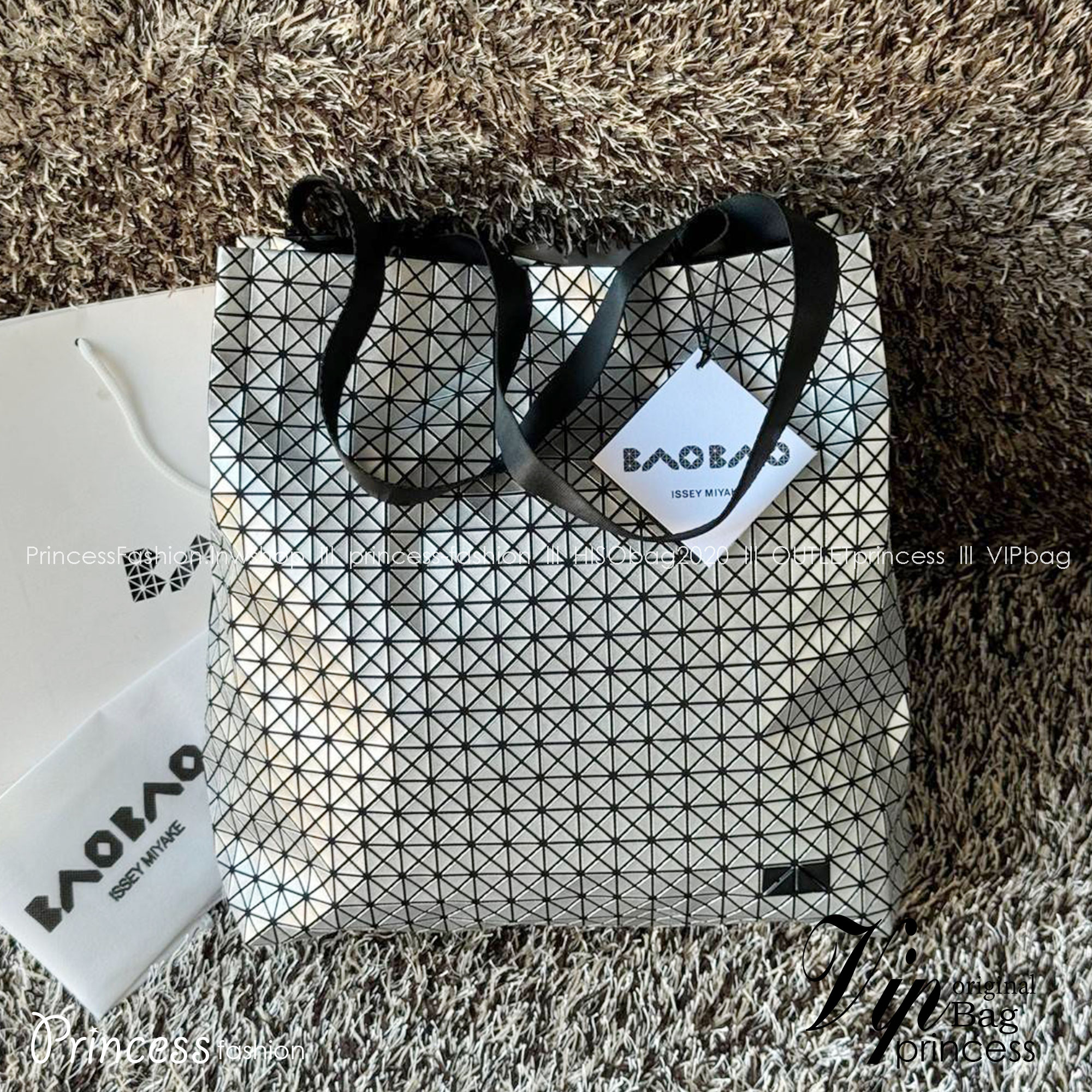 พร้อมส่ง 5 สี Baobao Issey Miyake Cart S geometric tote bag กระเป๋าถือทรงโท้ทลายเรขาคณิต 🧡 เกรดออริจินอล 1:1 สลับแท้ ใช้งานต่างประเทศได้