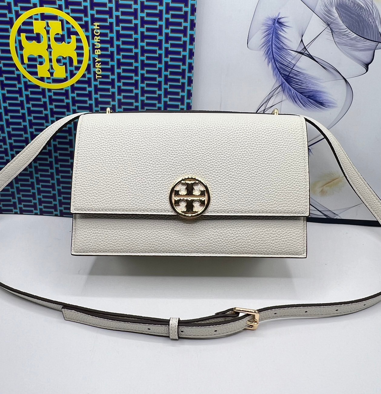 TORY BURCH MILLER LEATHER SHOULDER BAG กระเป๋าสะพายสวยหรู ผู้ดีทุกสี สายถอดได้ ถือเป็นคลัชได้ เกรดออริ สลับแท้ 1:1 ใช้งานต่างประเทศได้