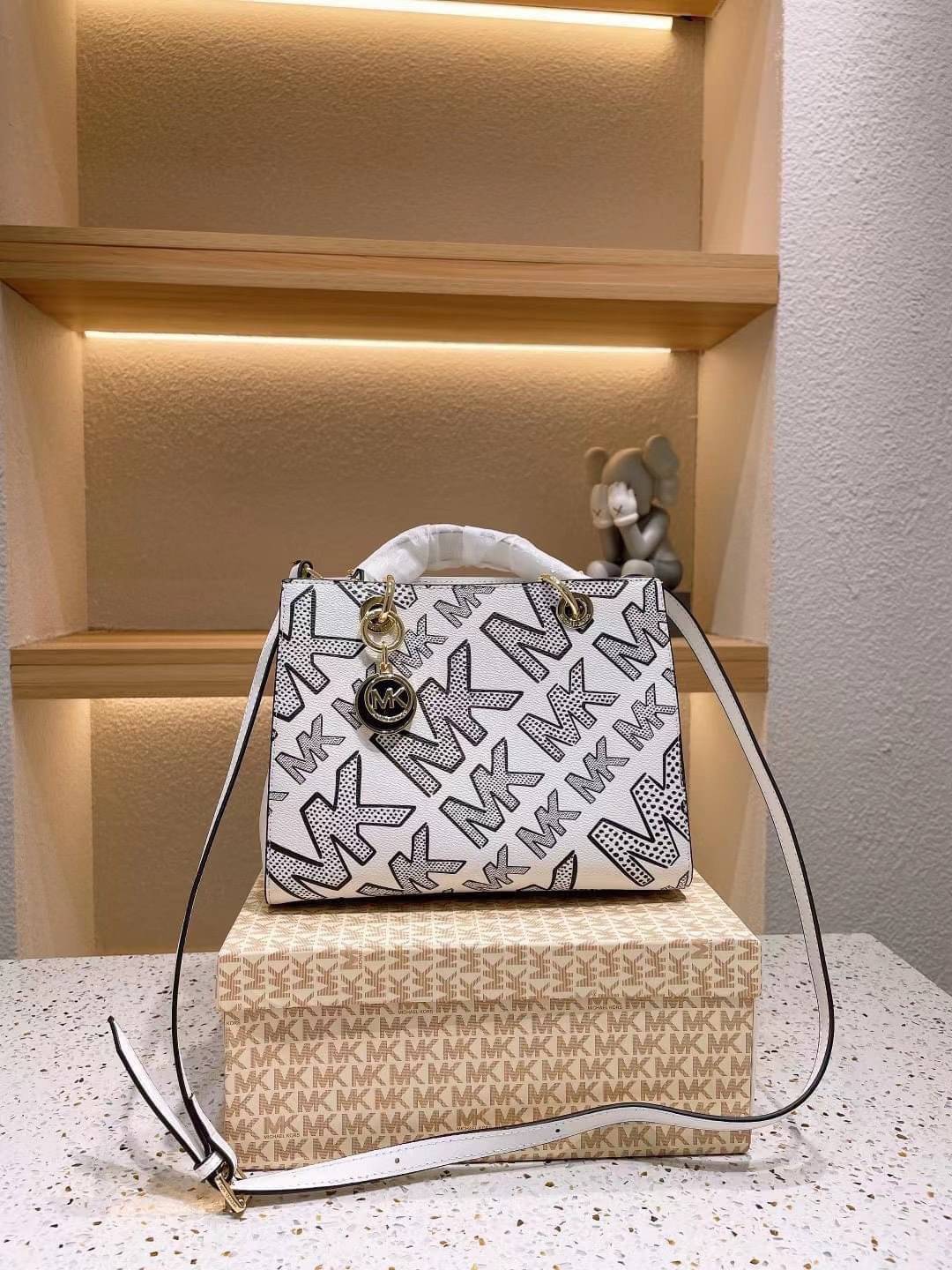 MICHAEL KORS Factory outlet MINI CROSSBODY LEATHER