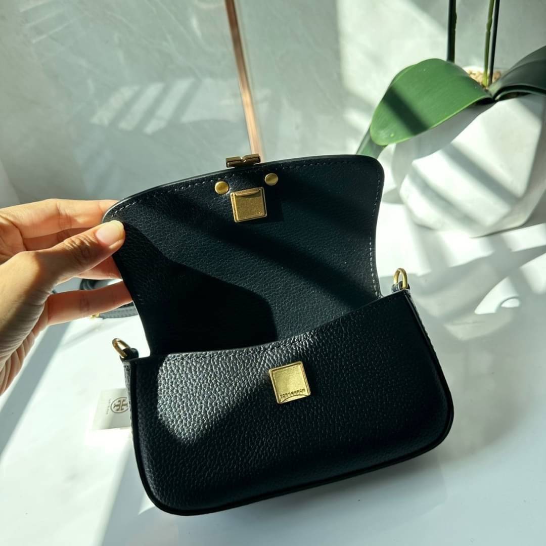 Tory Burch Britten Mini Top Handle Crossbody Bag กระเป๋าสะพายใบเล็กดีไซน์เรียบหรู เกรดออริ สลับแท้ 1:1 ใช้งานต่างประเทศได้