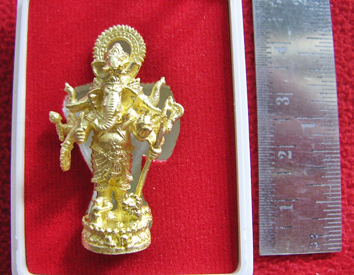 สินค้าหมดค่ะ พระพิฆเนศ5เศียร10กร เนื้อทองเหลือง วัดใหญ่ชัยมงคล จ.พระนครศรีอยุธยา พร้อมกล่องเดิมค่ะ