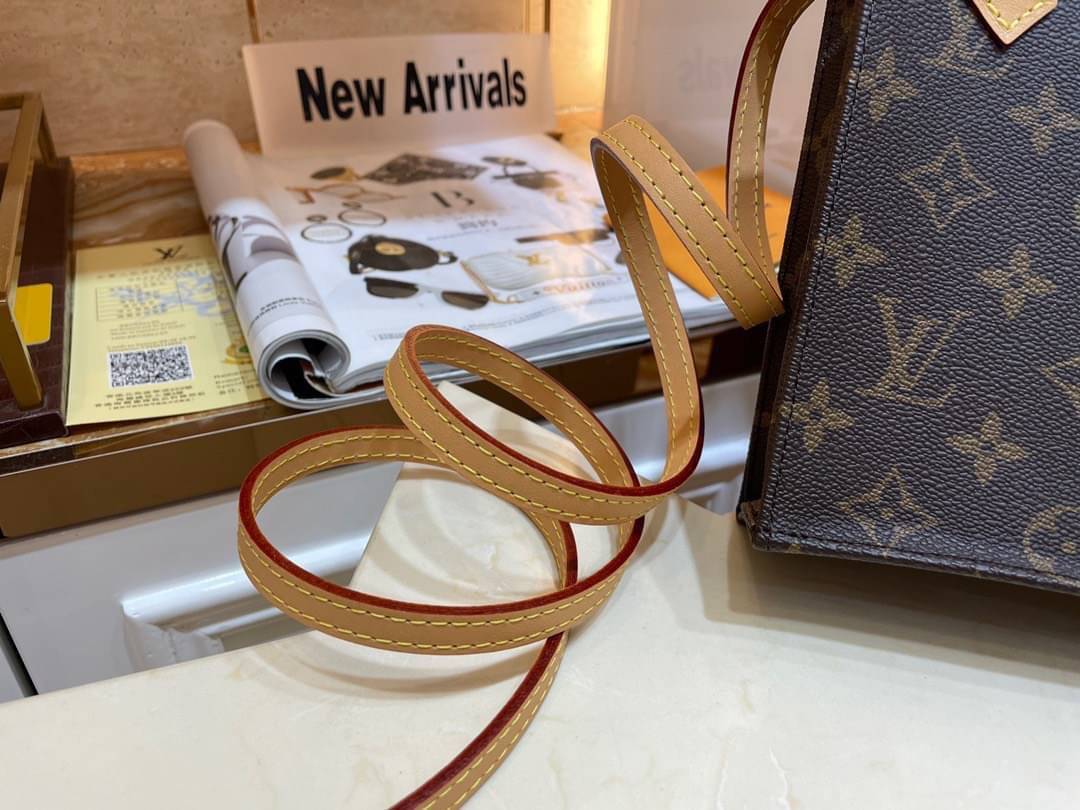 LV Petit Sac Plat / LV MINI TOTE เกรดใช้งานสลับใบจริงได้ เทพออริจินอล เนื้องานสวยงาม หนังแท้ ภาพสินค้าถ่ายจากงานขายจริงใช้งานต่างประเทศได้