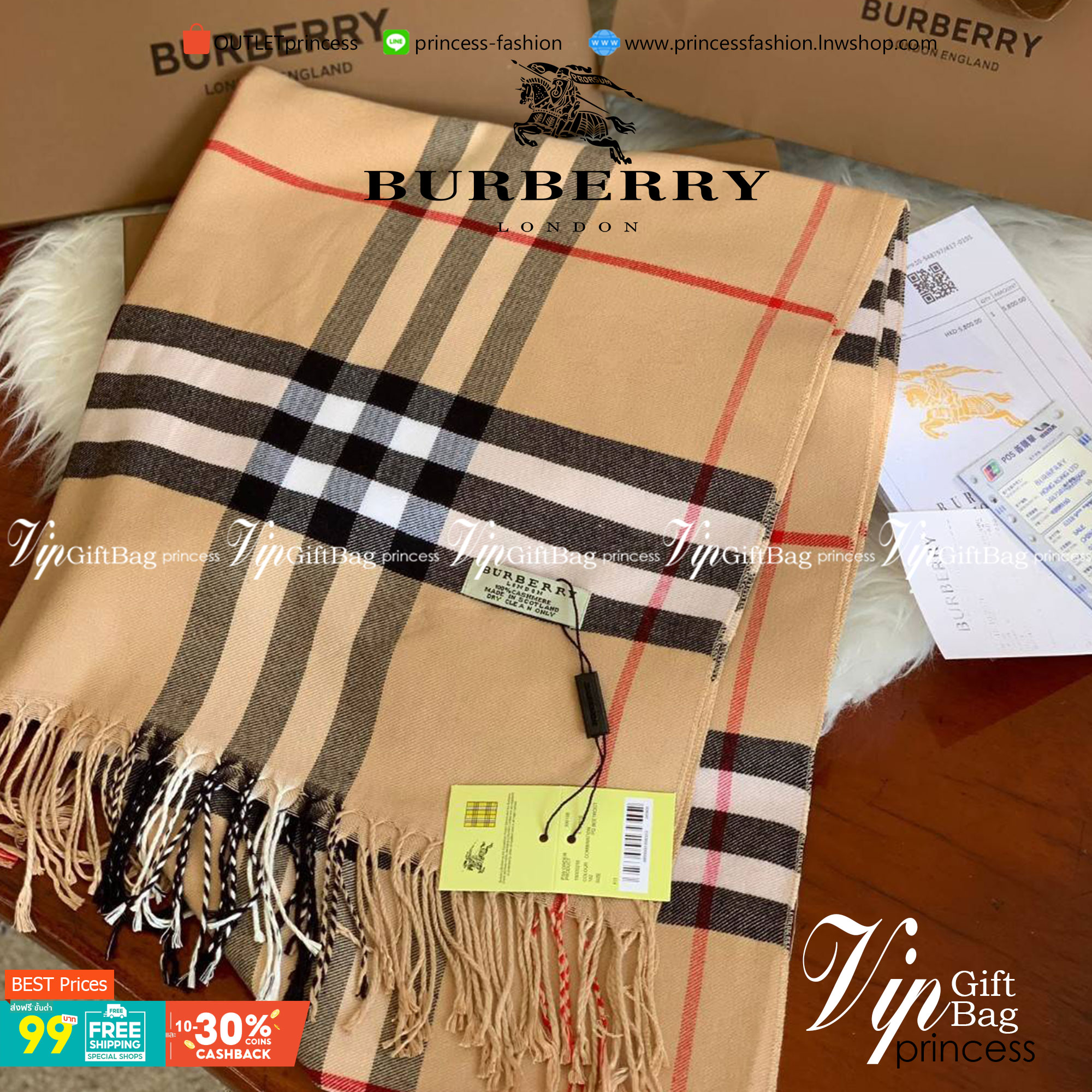 BURBURRY FRINGED CHECKED CASHMERE SCARF สุดเอ็คเซ็คคลูทีฟกับแบรนด์ดังจากปารีส ด้วยงานพรีเมี่ยมกิ้ฟ ส่งมอบความรู้สึกดีๆให้กับคนที่คุณรัก ในรูปแบบผ้าพันคอและผ้าคุมไหล่ผืนใหญ่ให้ความอบอุ่น ถักทอด้วยผ้าcashmereลายตารางอ่อนหวาน มาพร้อมกล่องแบรนด์และถุงกระดาษกล