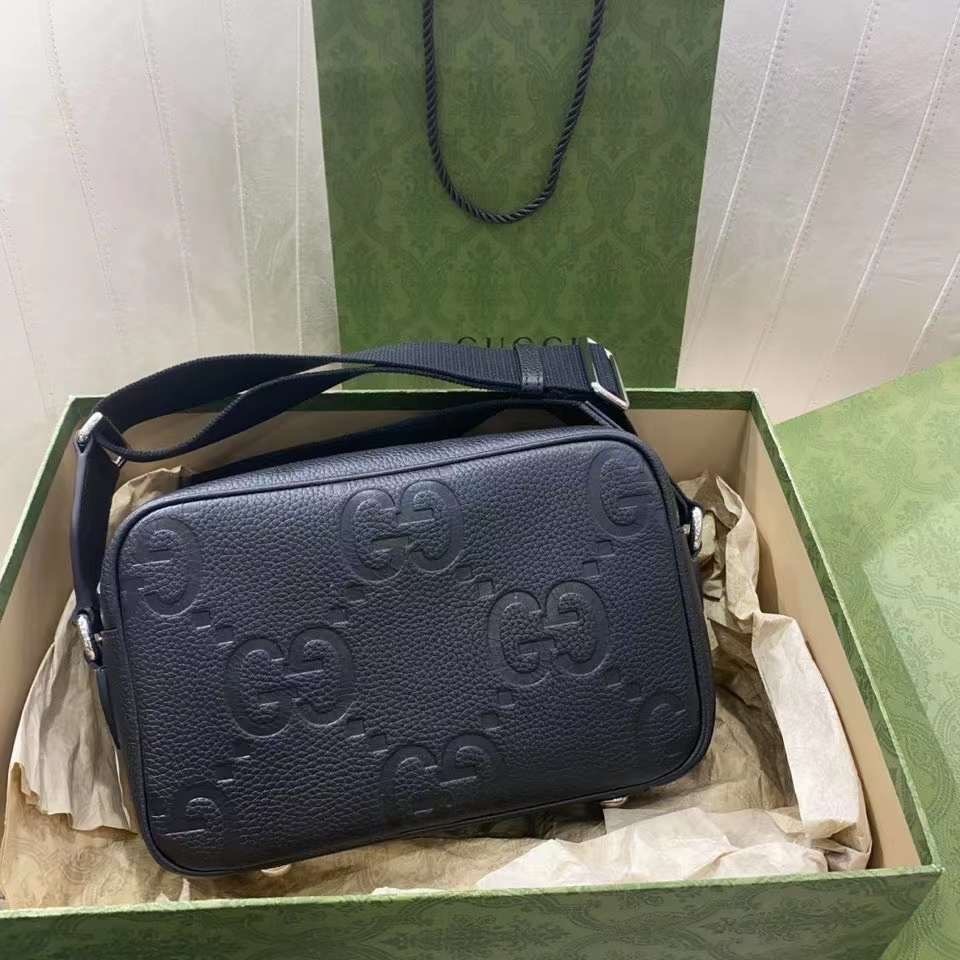 GUCCI JUMBO GG MEDIUM MESSENGER BAG Black jumbo GG leather กระเป๋าทรงแมสเซ็นเจอร์สีดำคลาสสิค เกรดออริ ท็อป สลับแท้ 1:1 เกรดดีสุด ใช้งานต่างประเทศได้