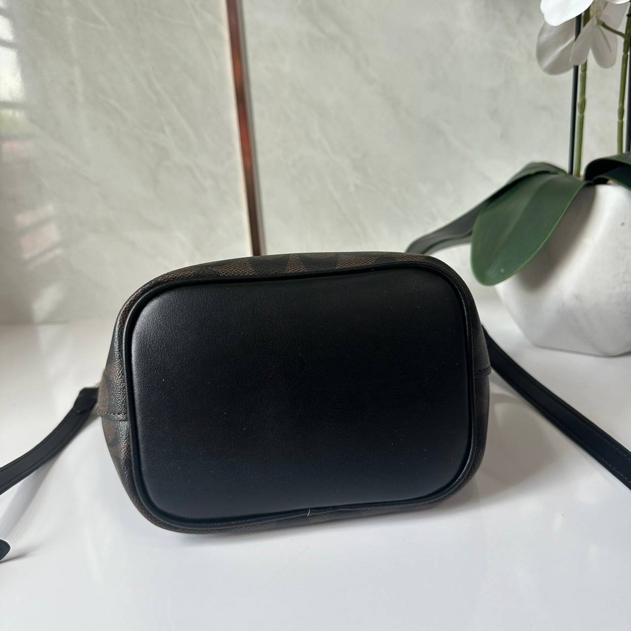 พร้อมส่ง 5 สี COACH HANNA BUCKET BAG กระเป๋าถือ/สะพายข้างทรงบักเก็ตรุ่นใหม่ดีไซน์เก๋น่ารัก เกรดท็อปออริ เกรดดีสุด สลับแท้ 1:1