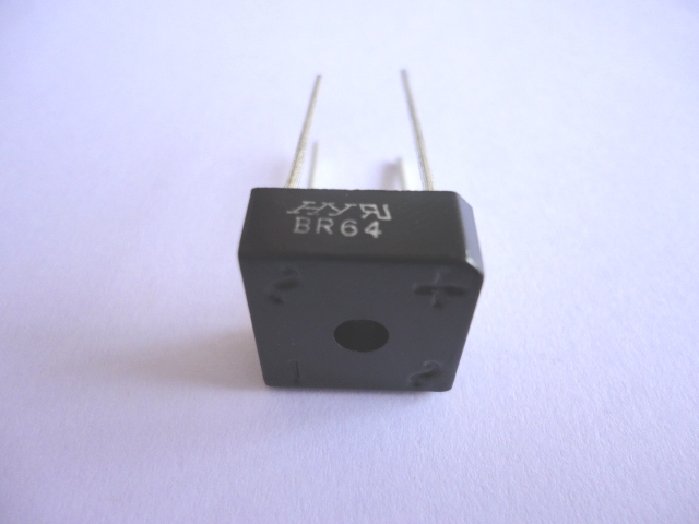 6A 400V (โต๊ะ)
