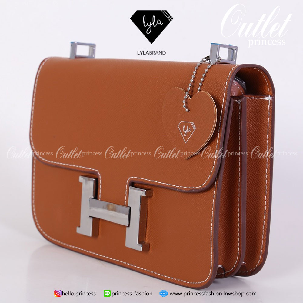 LYLABRAND🔔 Constance Size 23 Cm / Epsom ✨PU top premium นะคะ หนังดีเลอค่าน่าสอยมากกก บอกคำเดียวเลยว่าเด็ดสุด !! เหมือนหนังแท้เบอสุดค่ะคูณผู้หญิง ลูกค้าเก่าน่าจะทราบกันดีอยู่แล้วว่าคุณภาพของร้านนี้ต้องมาเป็นอันดับหนึ่งเท่านั้น อิอิ มีสายยาวส