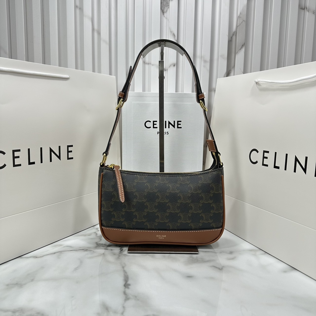 ORI หนังแท้ | CELINE Shoulder bag toile Triomphe et veau กระเป๋าสะพายไหล่ เรียบหรูคลาสิก ใช้งานง่าย เป็นใบที่แมทง่าย เข้ากับทุกลุคทุกสไตส์