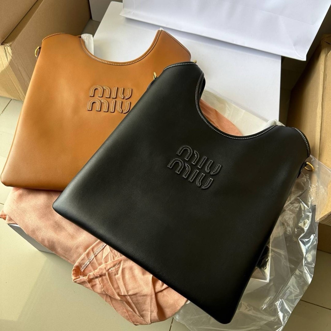 MIU MIU IVY leather bag / MIU MIU Tote Bag กระเป๋าถือสะพาย เกรดออริ ท็อป vip 1:1 เกรดงานปราณีตละเอียด หนังแท้อย่างดี เกรดดีสุด ใช้งานต่างประเทศได้