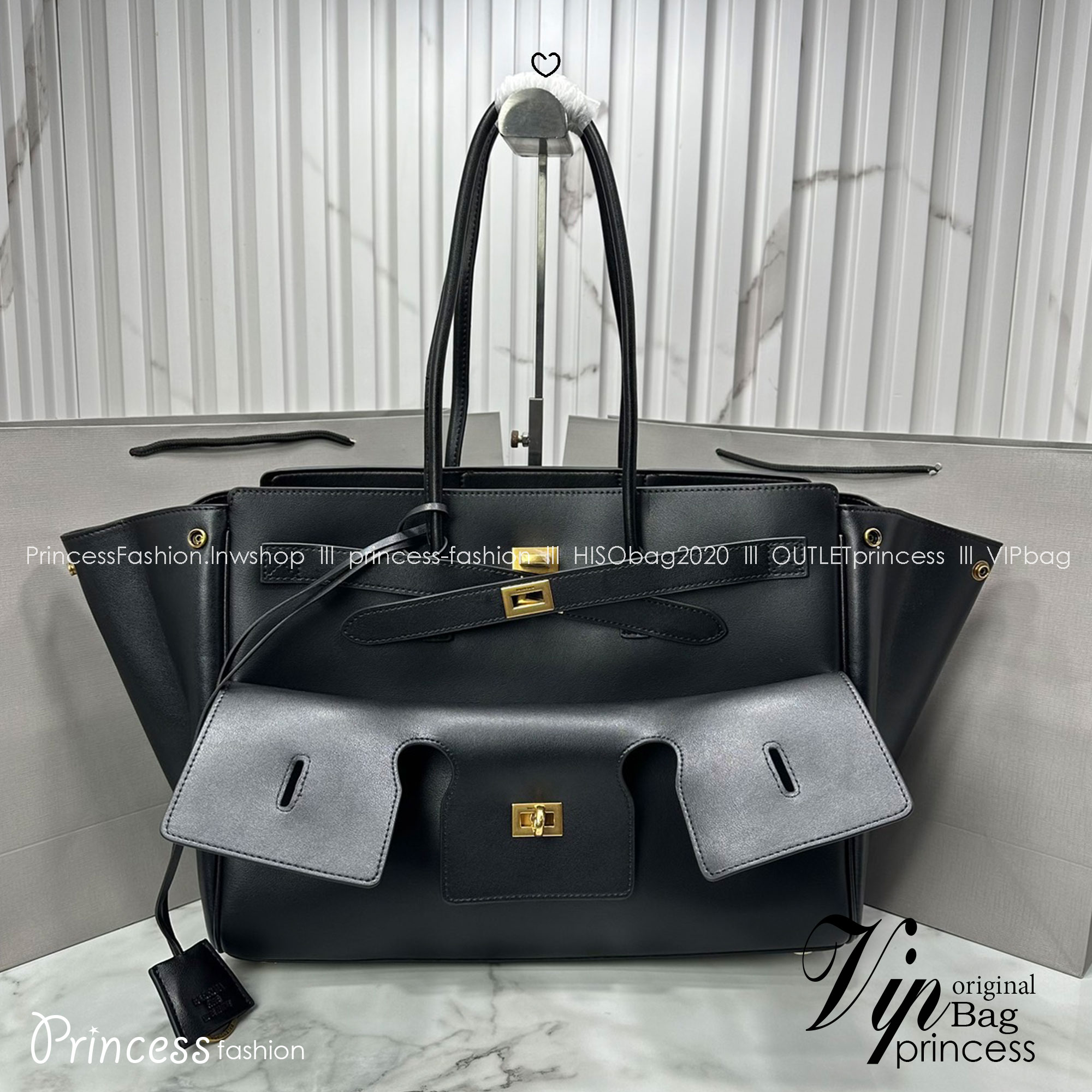 Balenciaga Bel Air Medium Carry All Bag / medium leather tote bag 35cm ที่สุดของไฮแบรนด์สุดไอคอนิค ด้วยกระเป๋าสะพายทรงโท้ทใบใหญ่ ดีไซส์เป็นเอกลักษณ์ งานหนังเต็มใบสวยมาก