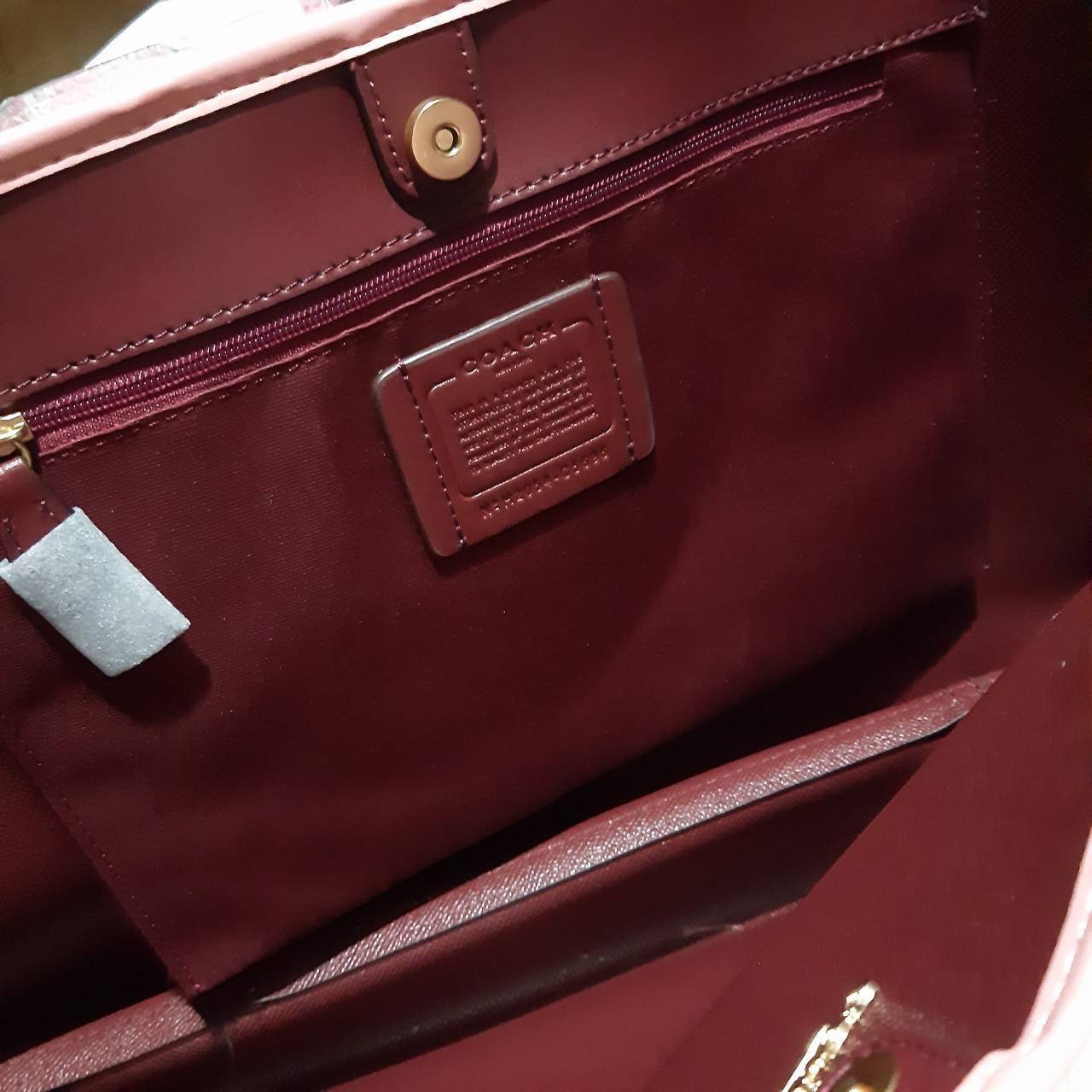 ของแท้ 💯% COACH C5696 CITY TOTE IN SIGNATURE CANVAS กระเป๋าถือทรงโท้ทใบใหญ่ ใส่ของได้ของครบครัน รุ่นใหม่ล่าสุด