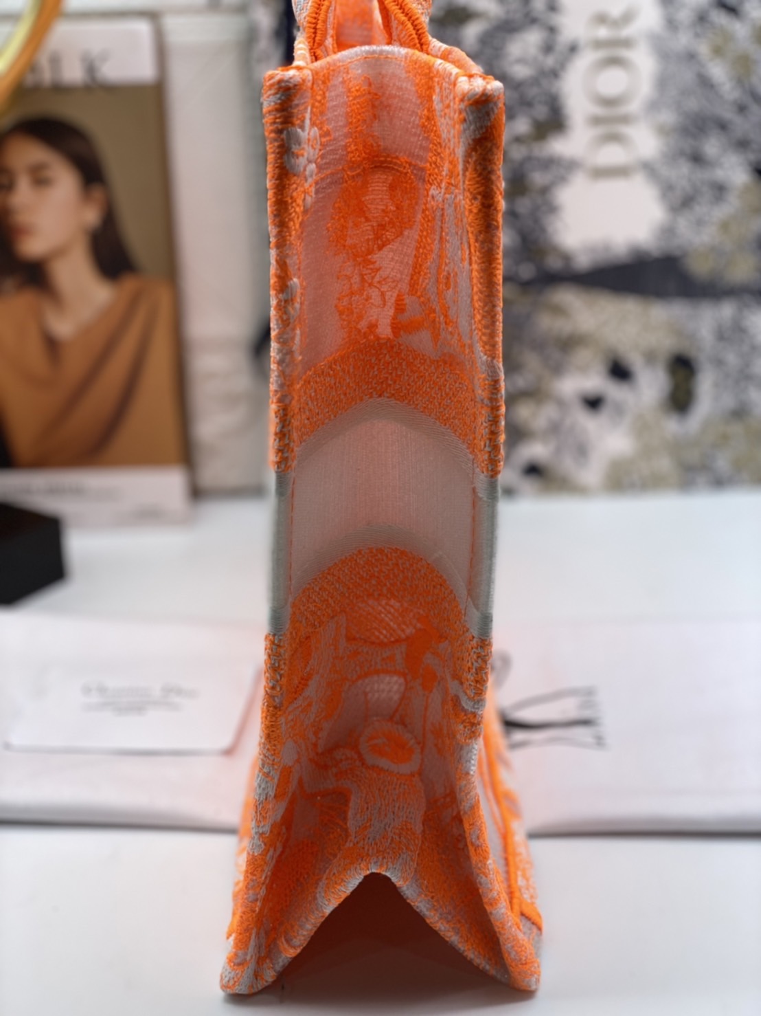 DIOR Book Tote Fluorescent Orange Toile de Jouy Transparent Canvas เกรดออริจินอล ภาพสินค้าถ่ายจากงานขายจริงใช้งานต่างประเทศได้