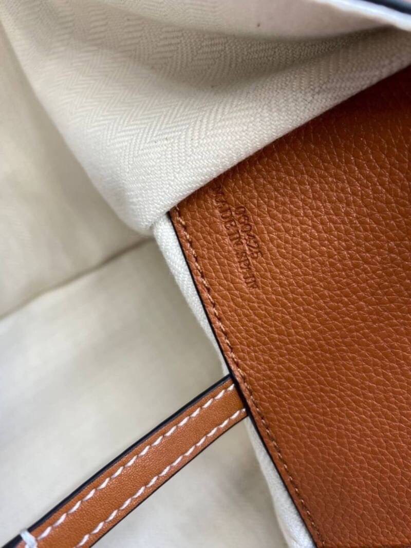 พรีเมี่ยมกิ๊ฟแท้ 100% 】งานหนังแท้ Loewe Hammock Leather Hobo Bag TAN