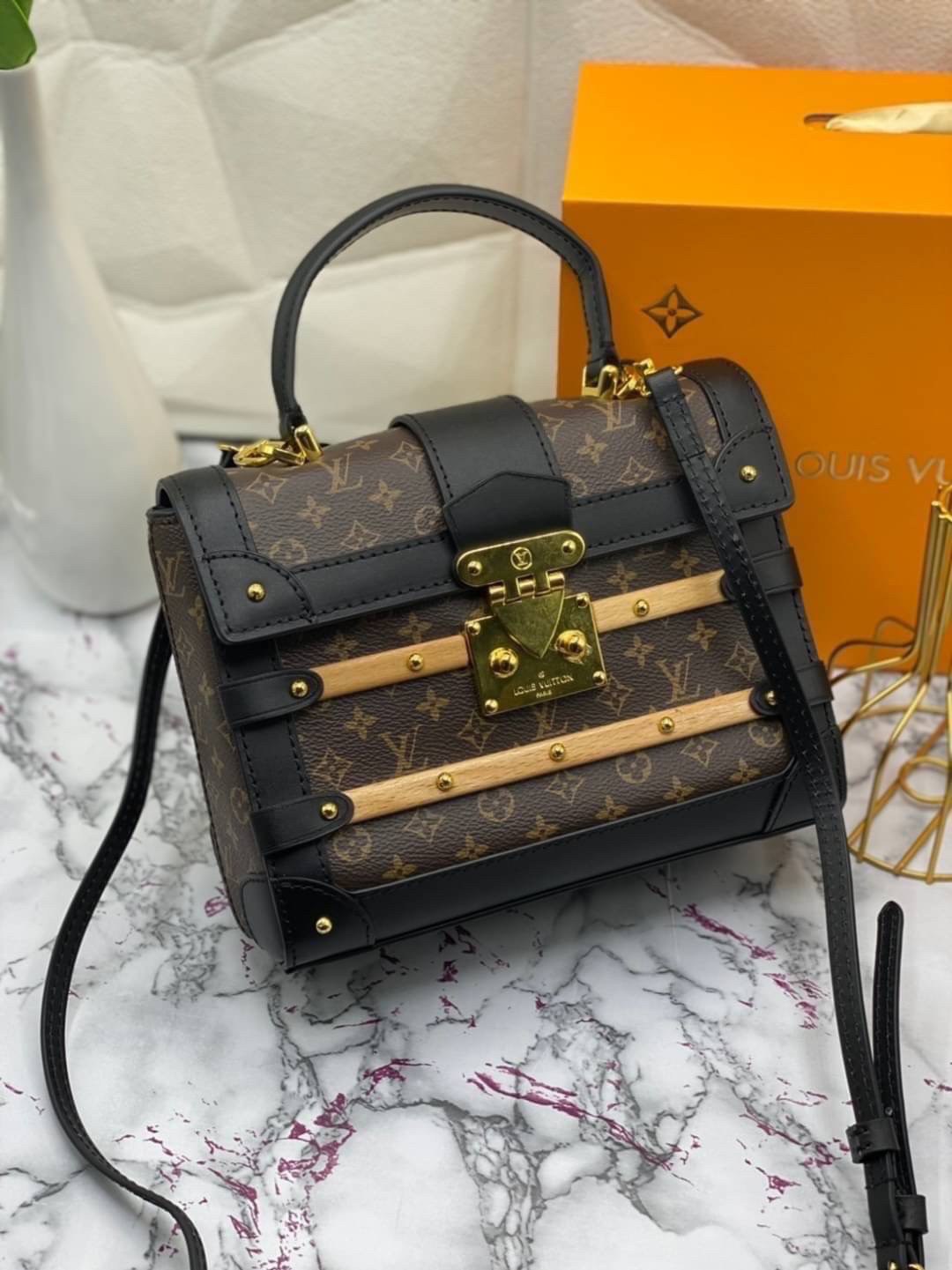 VIP 】หนังแท้ Louis Vuitton TRIANON PM พร้อมส่งที่ไทย งานสวยปังไหมไหว ใบจริงสวยมากกกก ได้สวยก่อนใคร ต้องจัดแล้วจ้า
