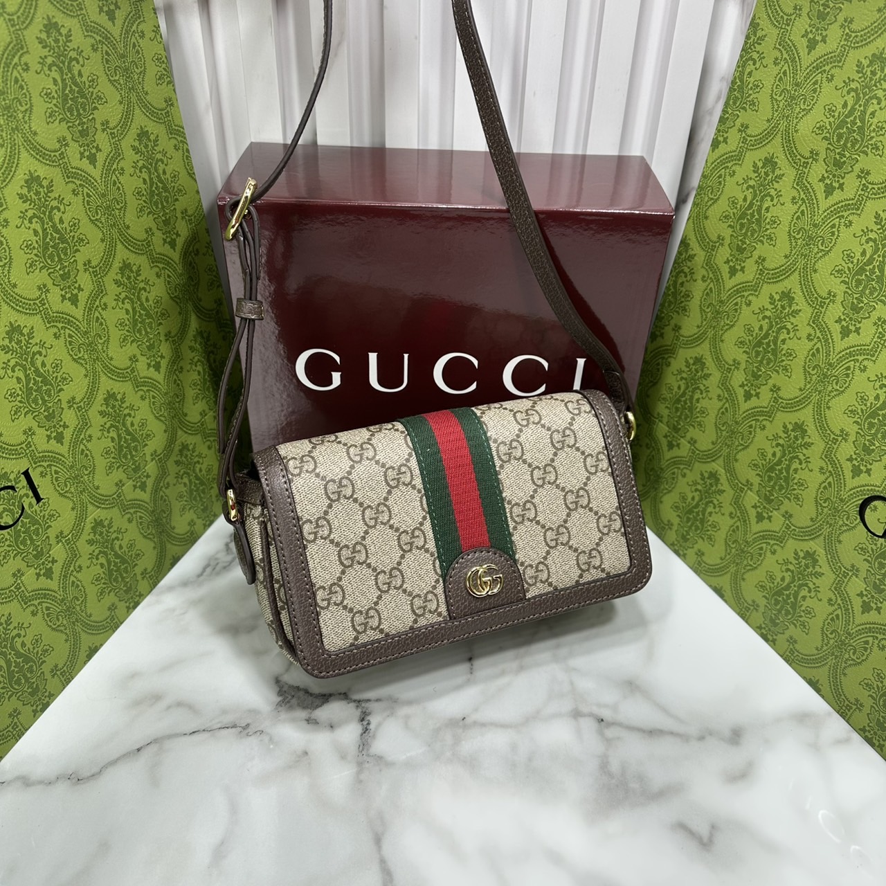 ORI หนังแท้ | Gucci Ophidia mini shoulder bag Monogram Double G / Gucci Crossbody Bag กระเป๋าสะพาย คอลเล็กชั่น Ophidia มอบชีวิตชีวาให้กับมรดกของแบรนด์ด้วยแถบ Web