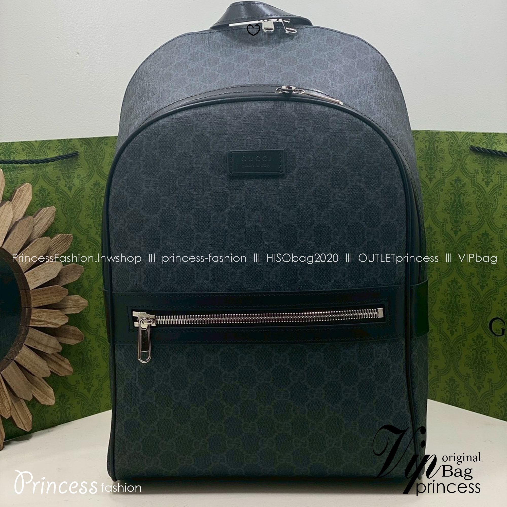 ORI หนังแท้ | Gucci GG Black medium backpack กระเป๋าสะพายหลัง กระเป๋าเป้ ดีไซน์เรียบง่าย รูปทรงใช้งานง่าน ภายในโล่งกว้าง จุของได้เยอะ